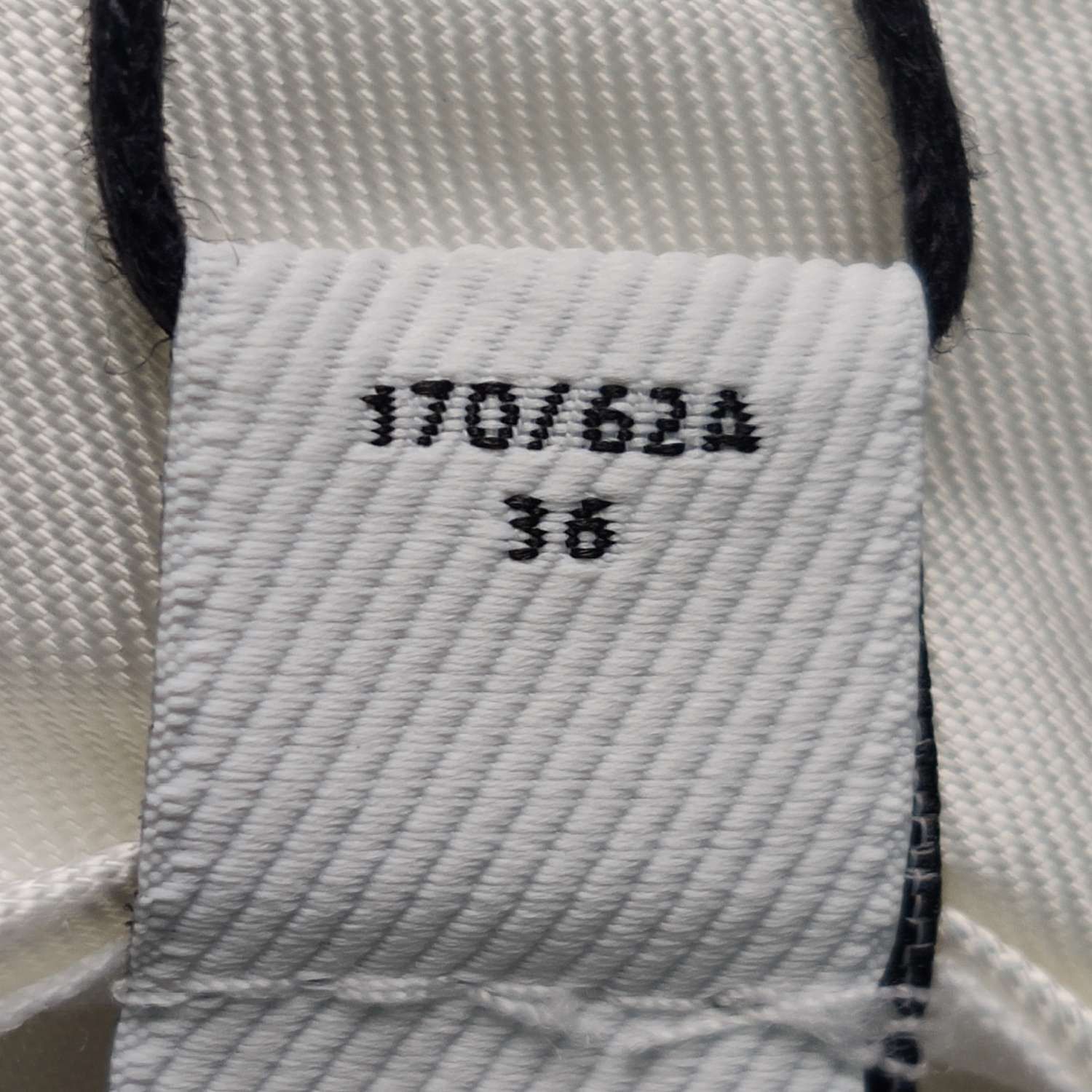 Burberry Burberry Women 26 Pants Size 26" / US 2 / IT 38 - 7 Thumbnail