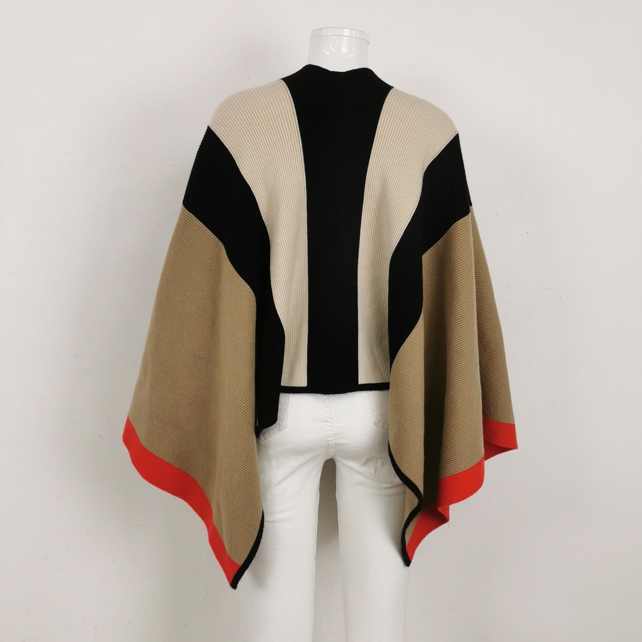 Burberry Burberry Women s Coats Size S / US 4 / IT 40 - 2 Thumbnail