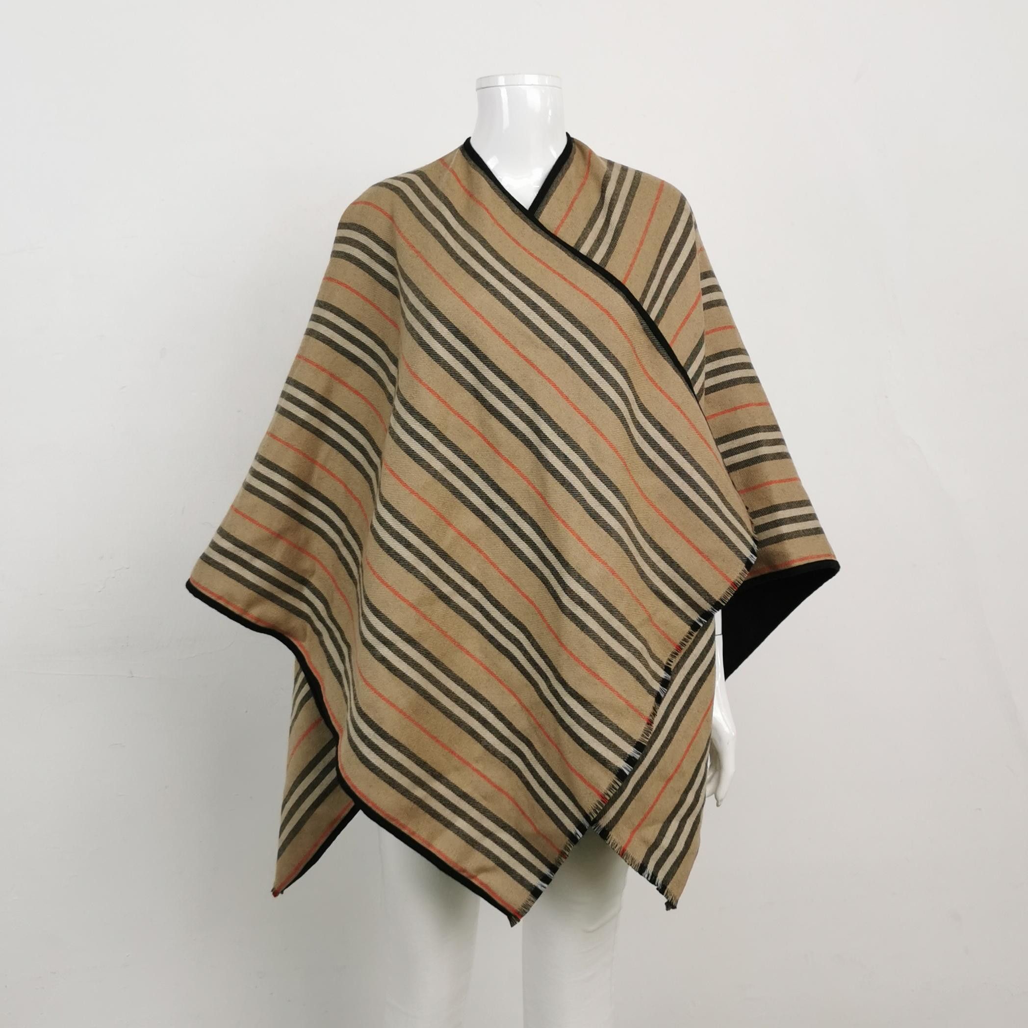Burberry Burberry Women s Coats Size S / US 4 / IT 40 - 3 Thumbnail