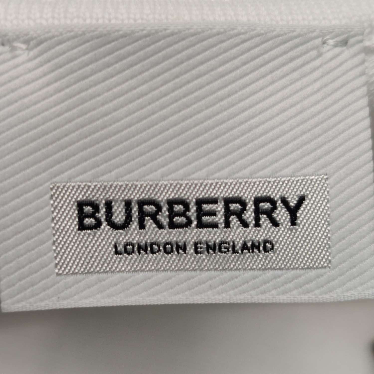 Burberry Burberry Women m Short Sleeve Shirts Size M / US 6-8 / IT 42-44 - 5 Thumbnail