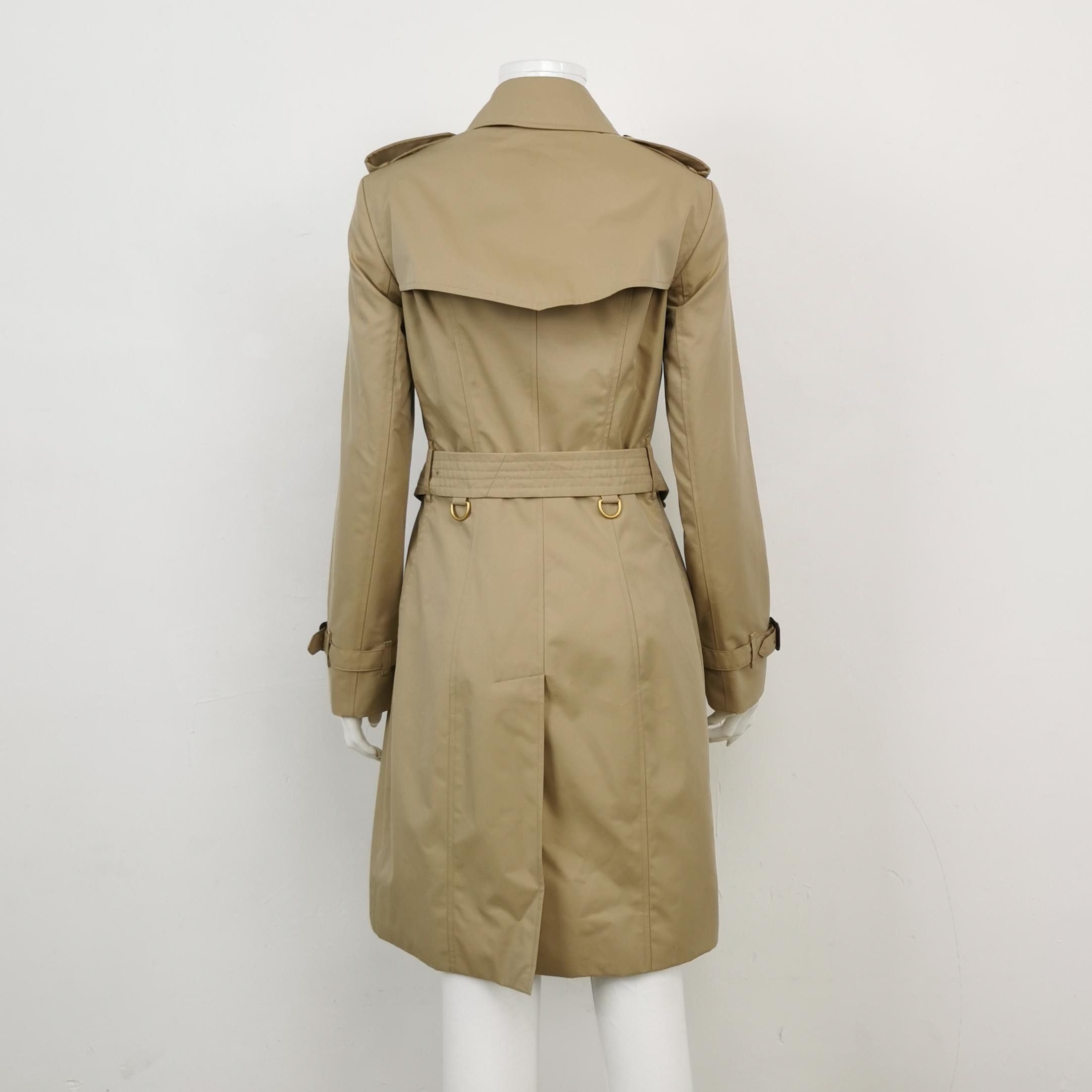 Burberry Burberry Women s Coats Size S / US 4 / IT 40 - 2 Thumbnail