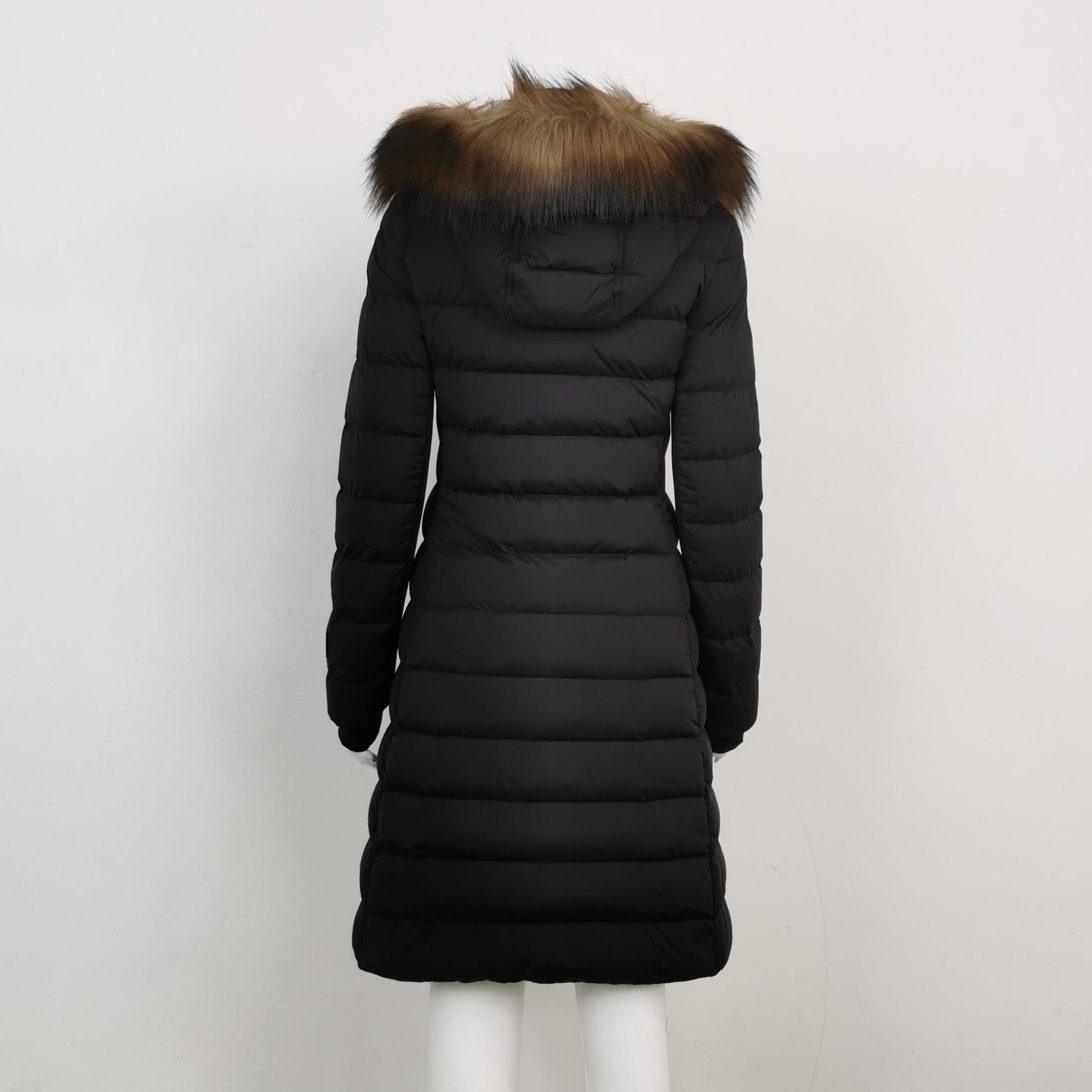 Burberry Burberry Women m Down Jackets Size M / US 6-8 / IT 42-44 - 2 Thumbnail