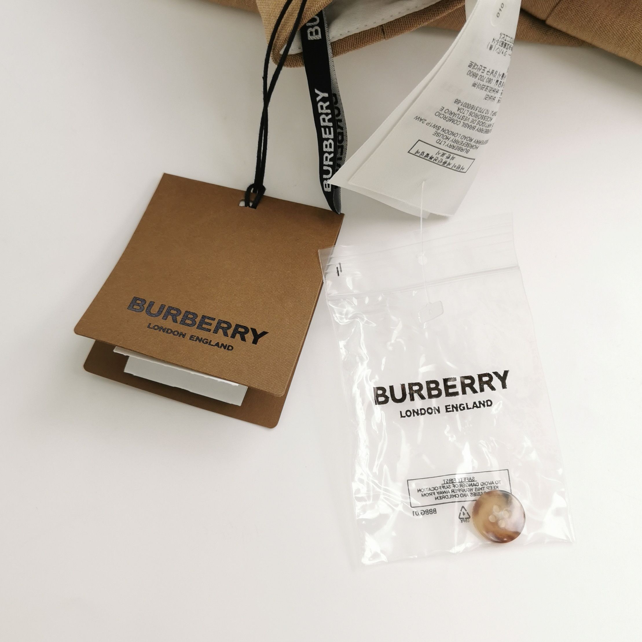 Burberry Burberry Women 26 Pants Size 26" / US 2 / IT 38 - 3 Thumbnail