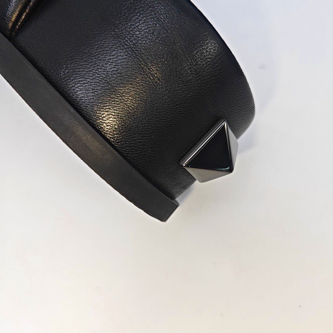 Valentino Valentino Studded Leather Slides Size 41.5 Size US 8.5 / EU 41-42 - 8 Thumbnail
