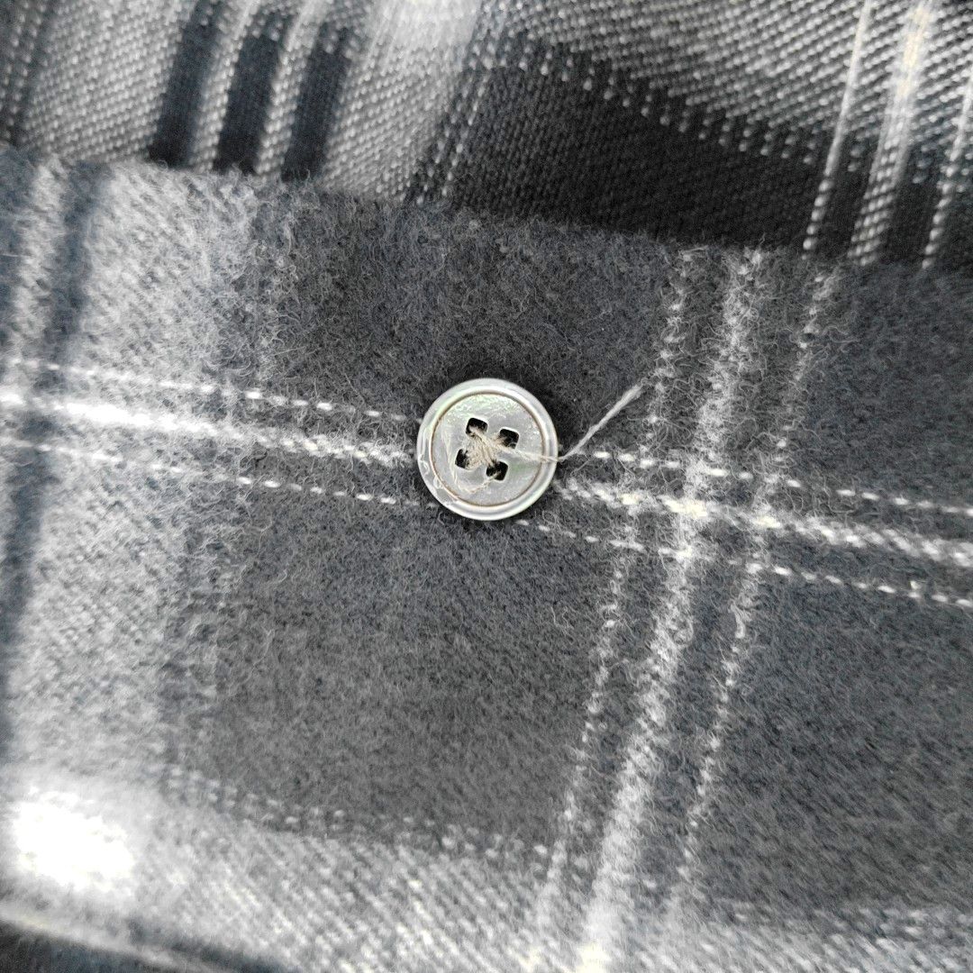 Louis Vuitton Louis Vuitton Plaid Check Long Sleeve Shirt S Size US S / EU 44-46 / 1 - 5 Thumbnail