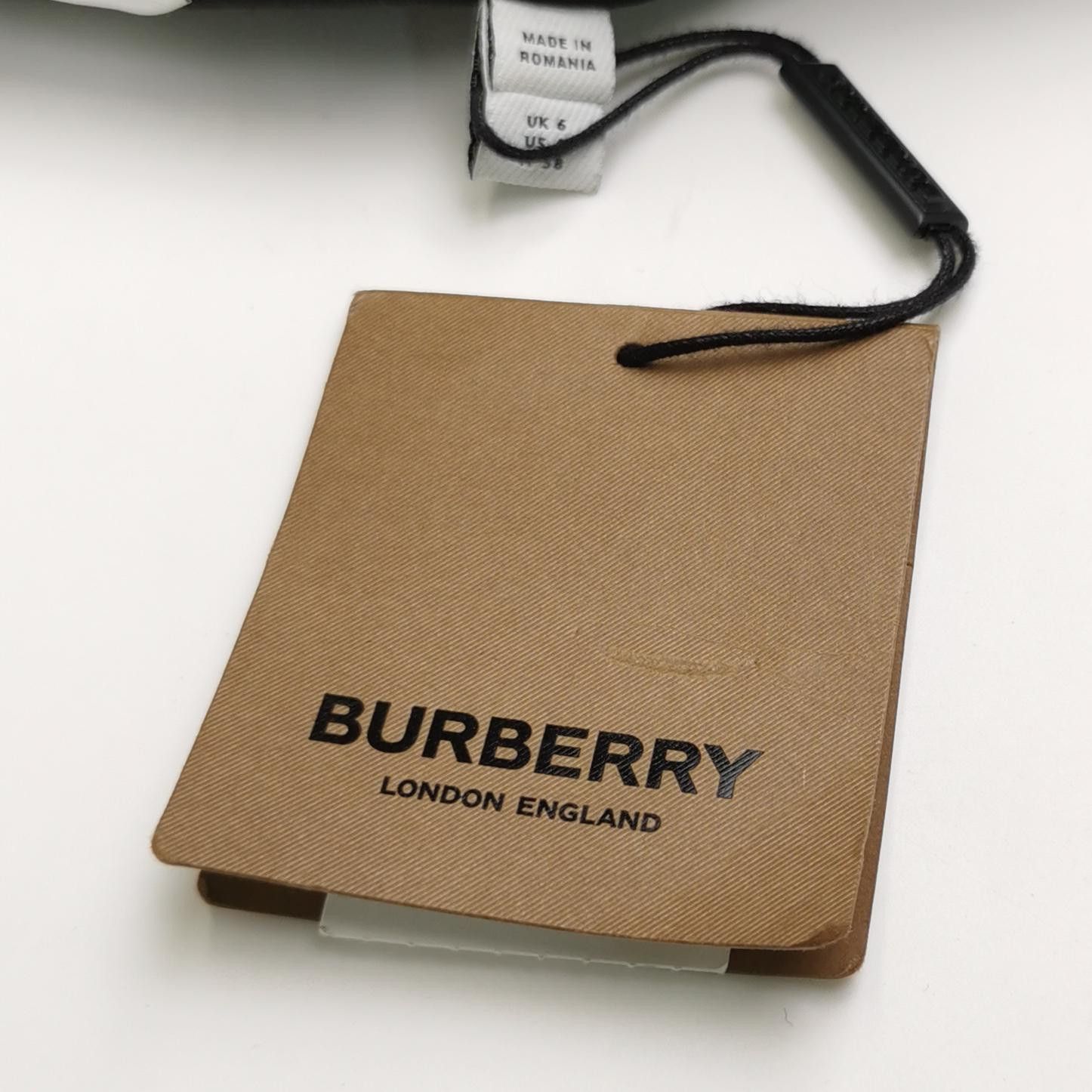 Burberry Burberry Women 26 Jumpsuits Size 26" / US 2 / IT 38 - 3 Thumbnail