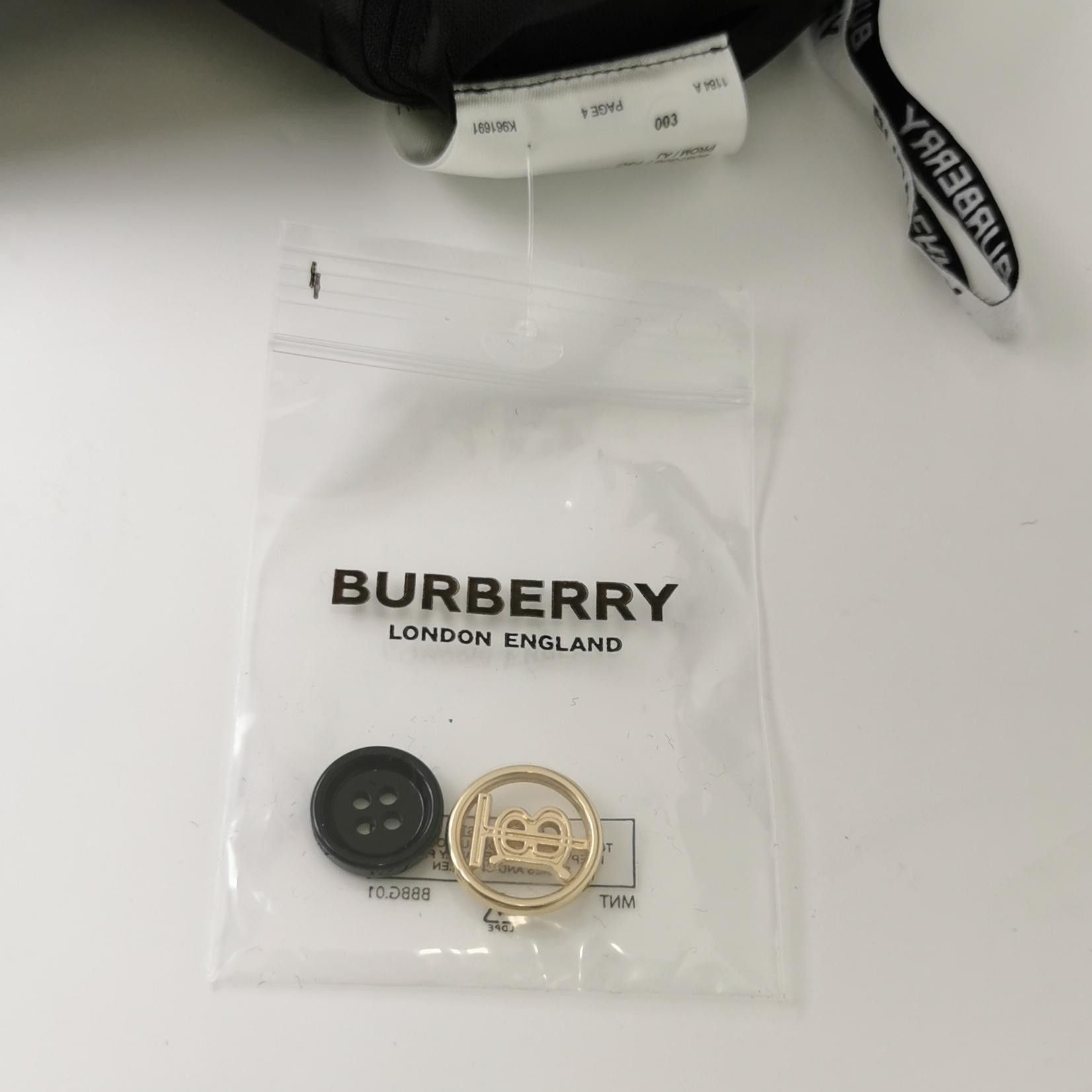 Burberry Burberry Women 26 Shorts Size 26" / US 2 / IT 38 - 4 Thumbnail