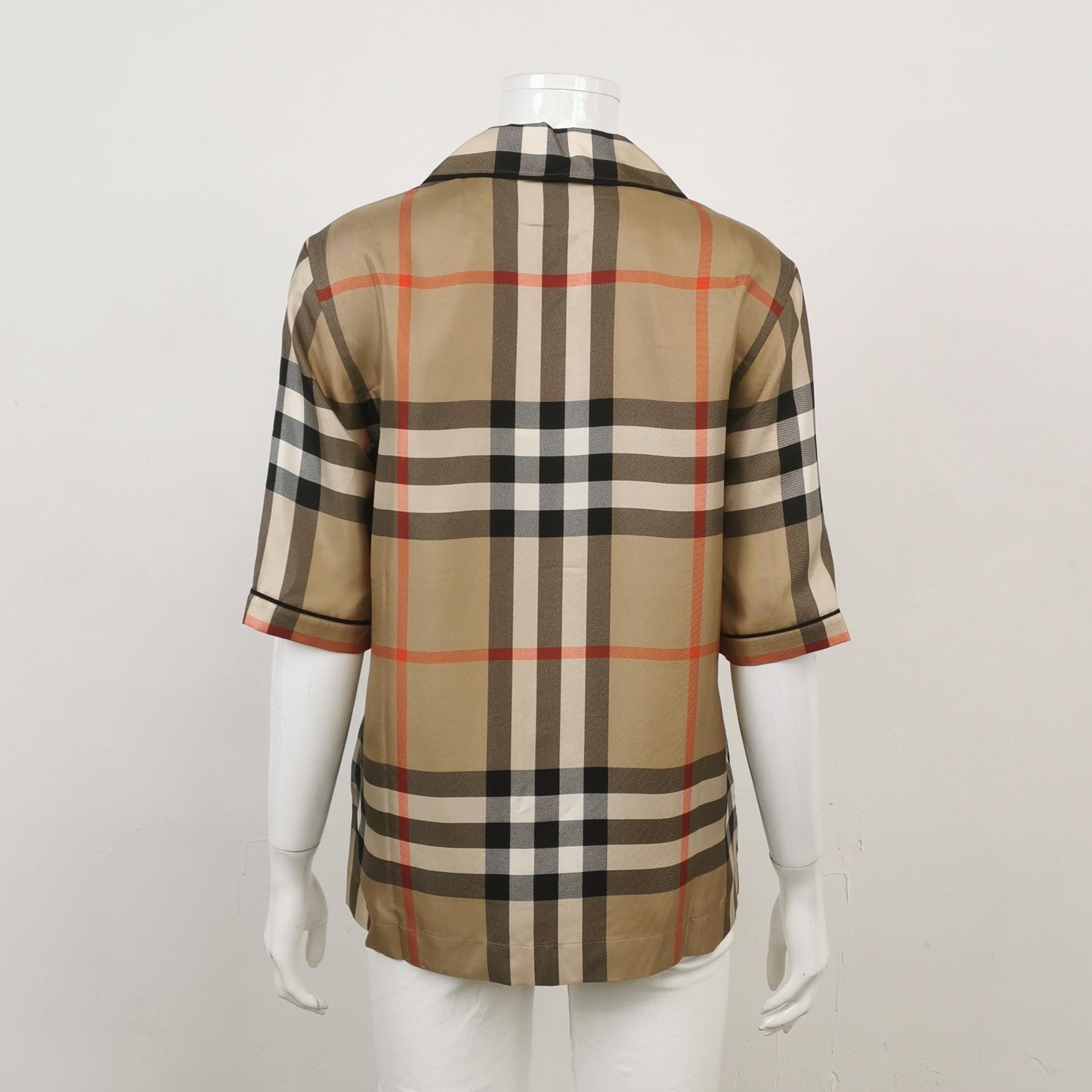 Burberry Burberry Women 0 Button Ups Size XS / US 0-2 / IT 36-38 - 2 Thumbnail