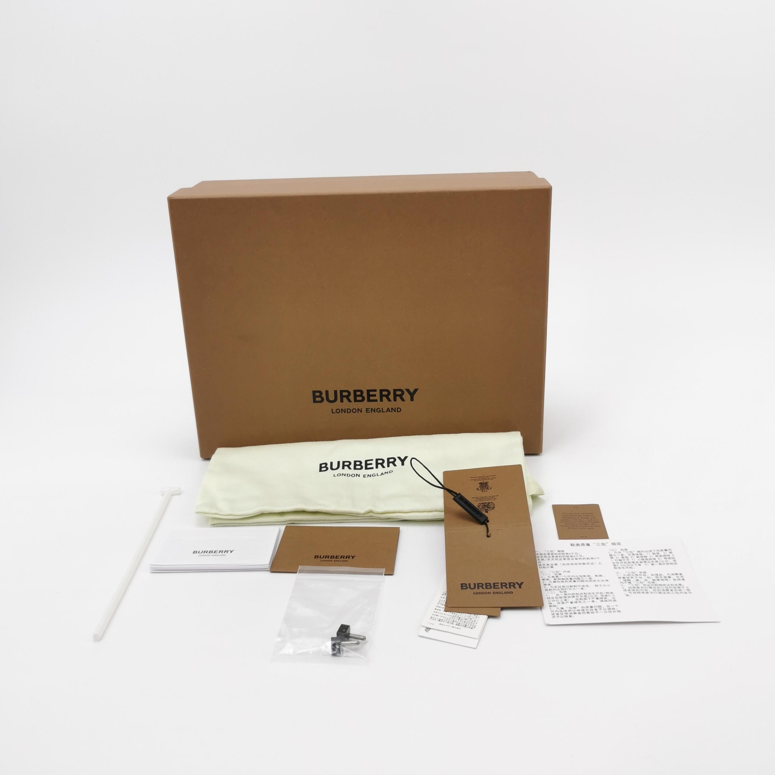 Burberry Burberry Women 6 Flats Size US 6 / IT 36 - 6 Thumbnail