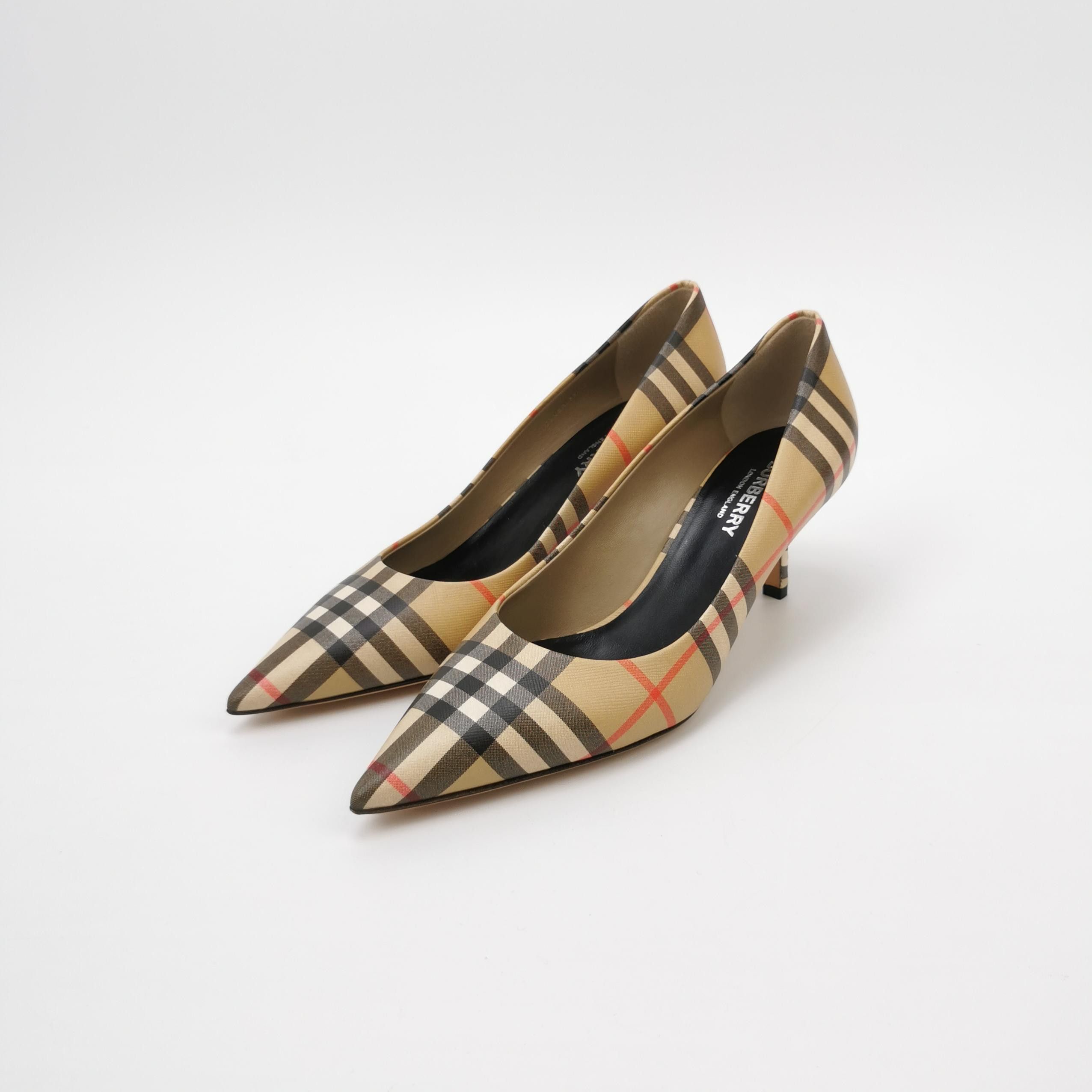 Burberry Burberry Women 6 Flats Size US 6 / IT 36 - 2 Thumbnail