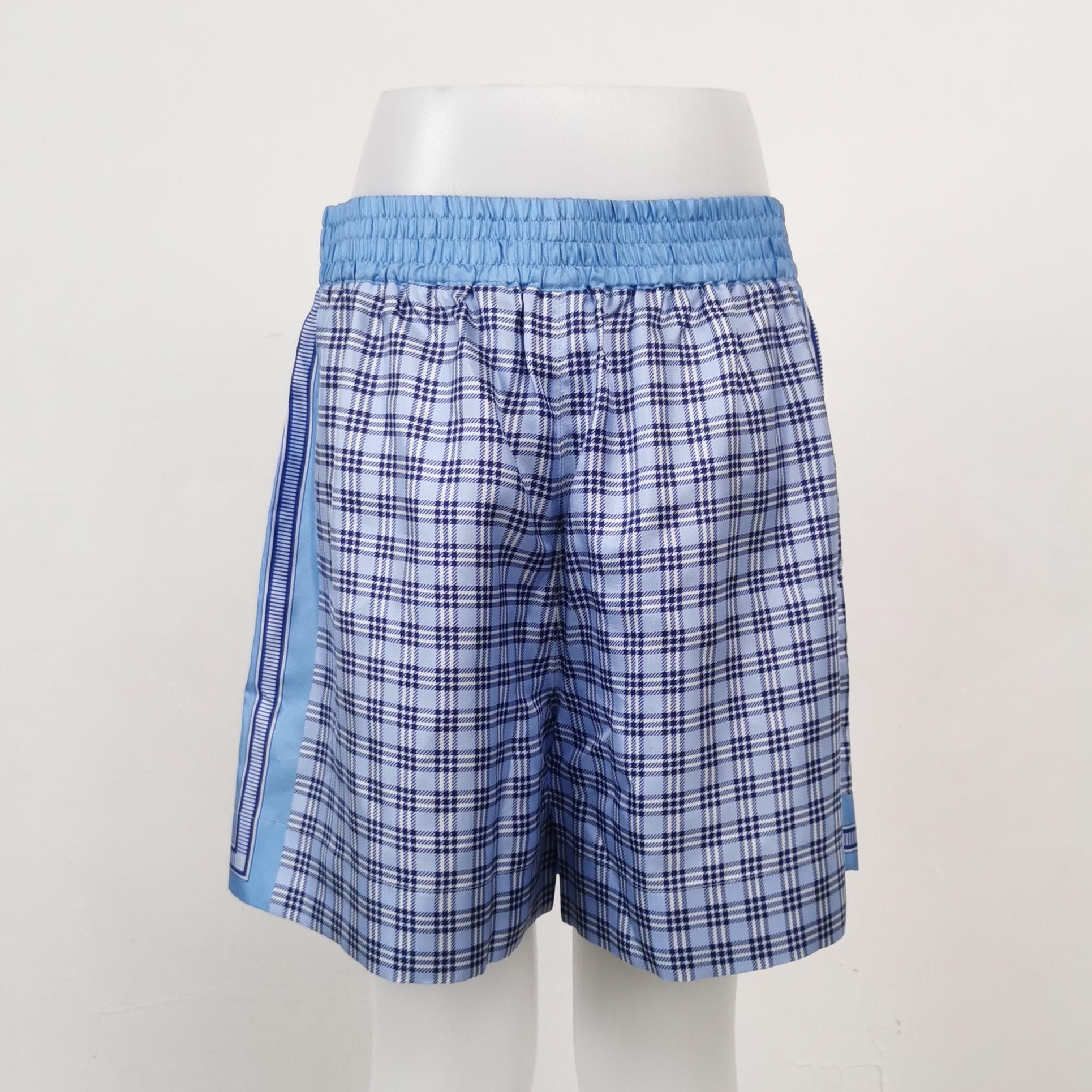 Burberry Burberry Women 26 Shorts Size 26" / US 2 / IT 38 - 2 Thumbnail
