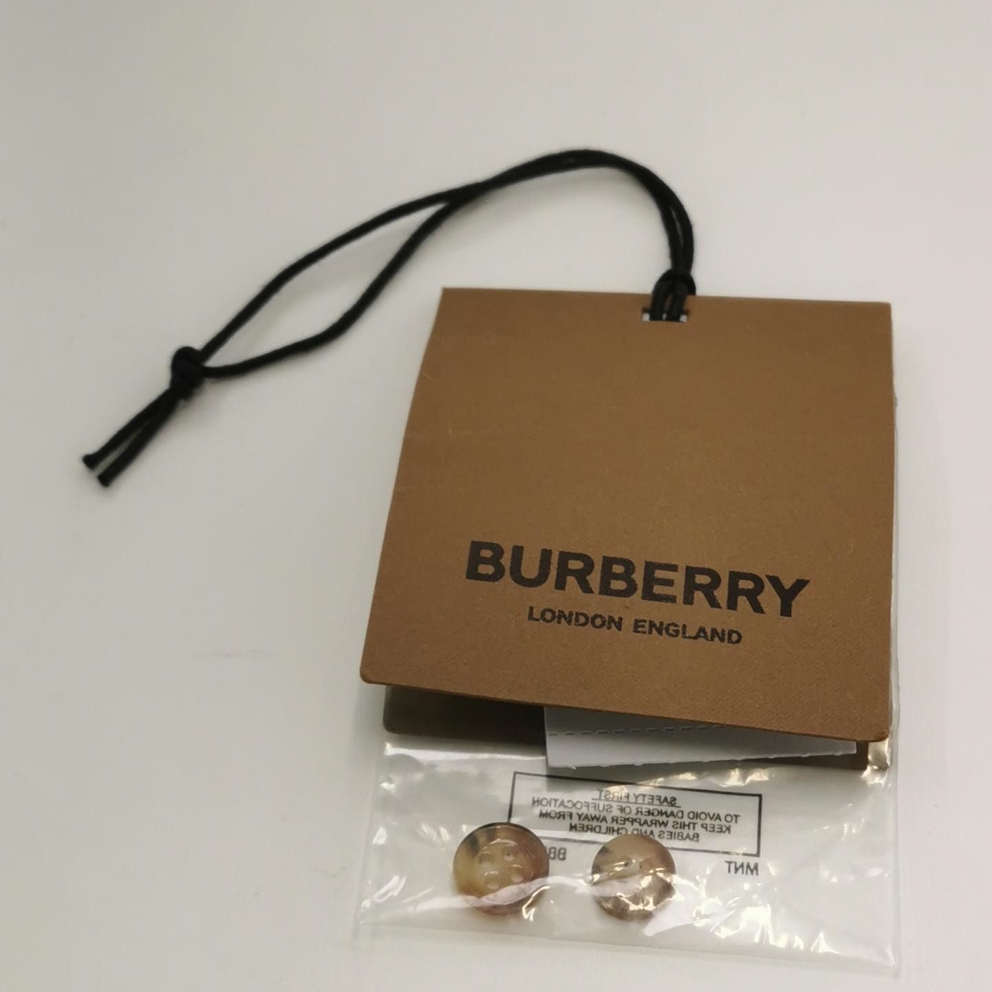 Burberry Burberry Women s Button Ups Size S / US 4 / IT 40 - 4 Thumbnail