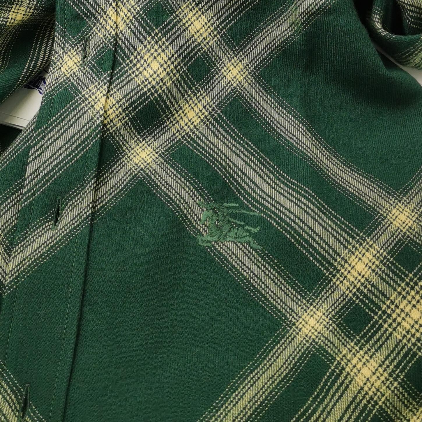 Burberry Burberry Women 2 Button Ups Size XS / US 0-2 / IT 36-38 - 3 Thumbnail