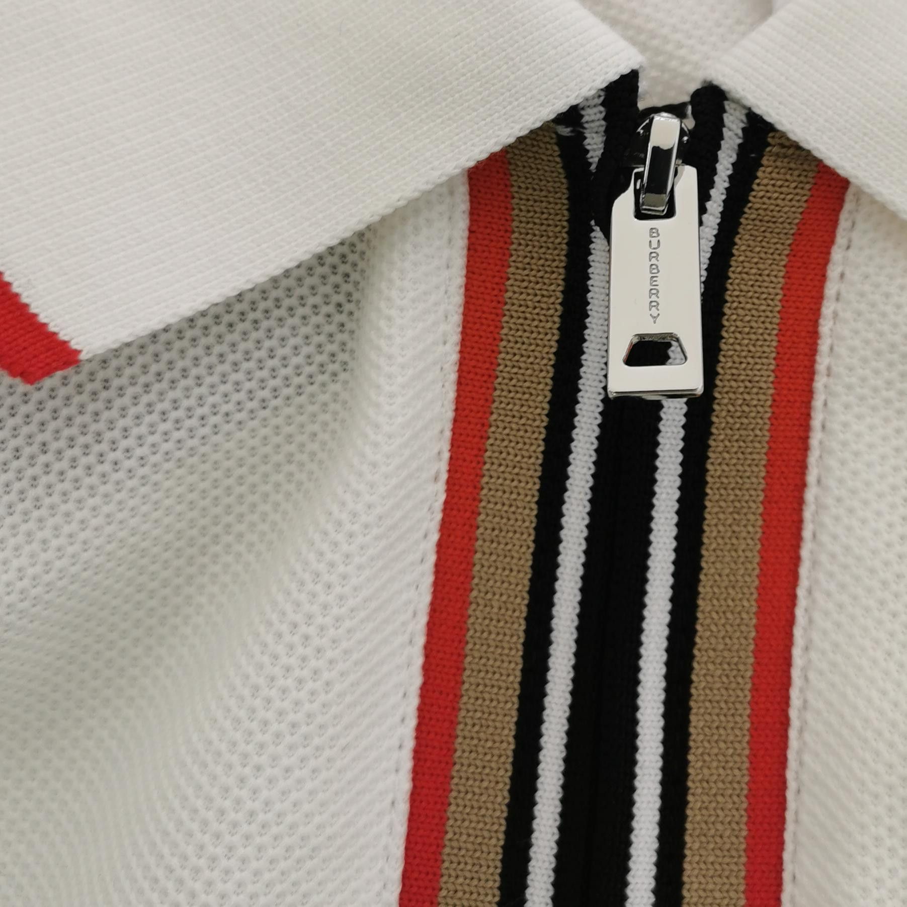 Burberry Burberry Women s Short Sleeve Shirts Size S / US 4 / IT 40 - 3 Thumbnail