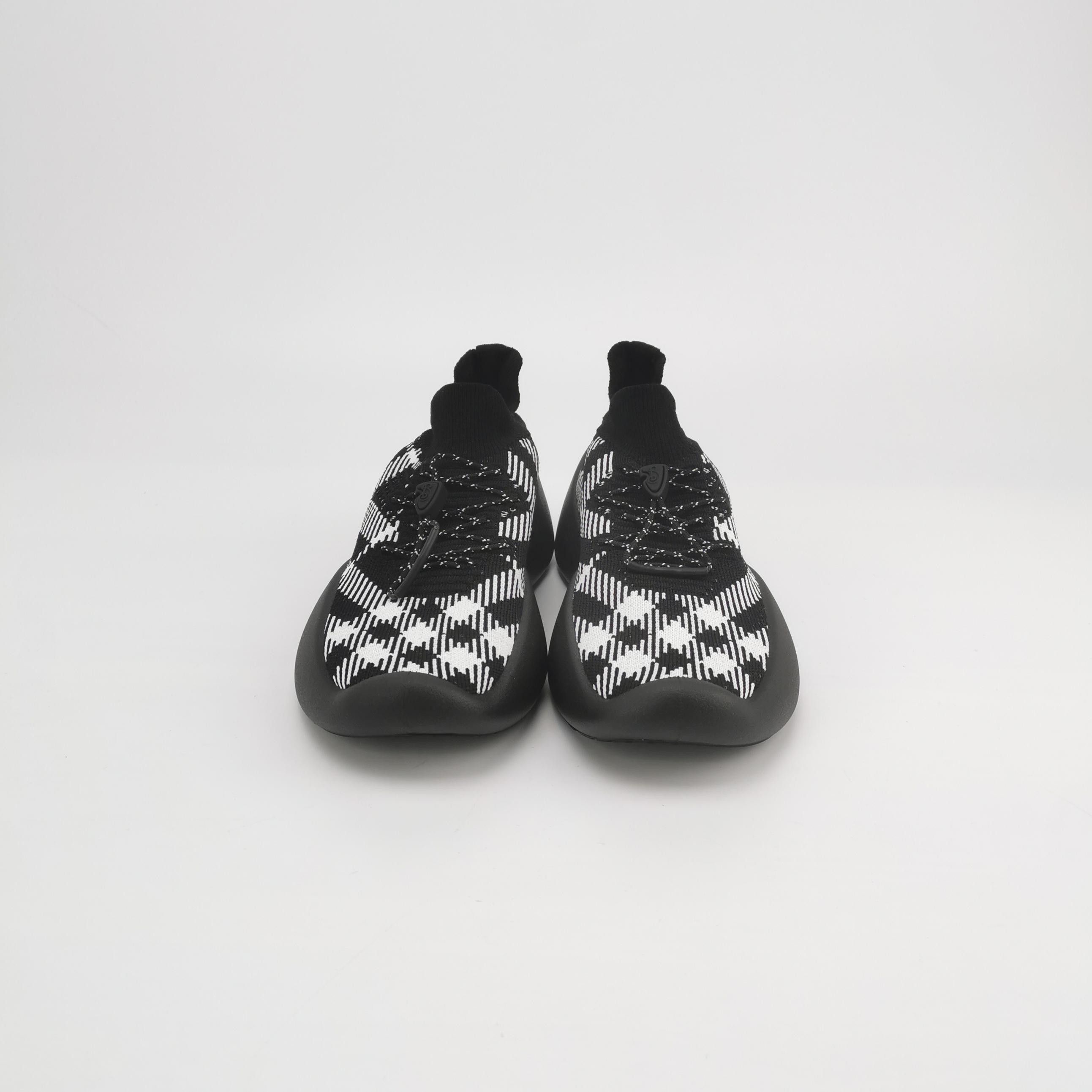 Burberry Burberry Women 6 Lowtop Sneakers Size US 6 / IT 36 - 3 Thumbnail