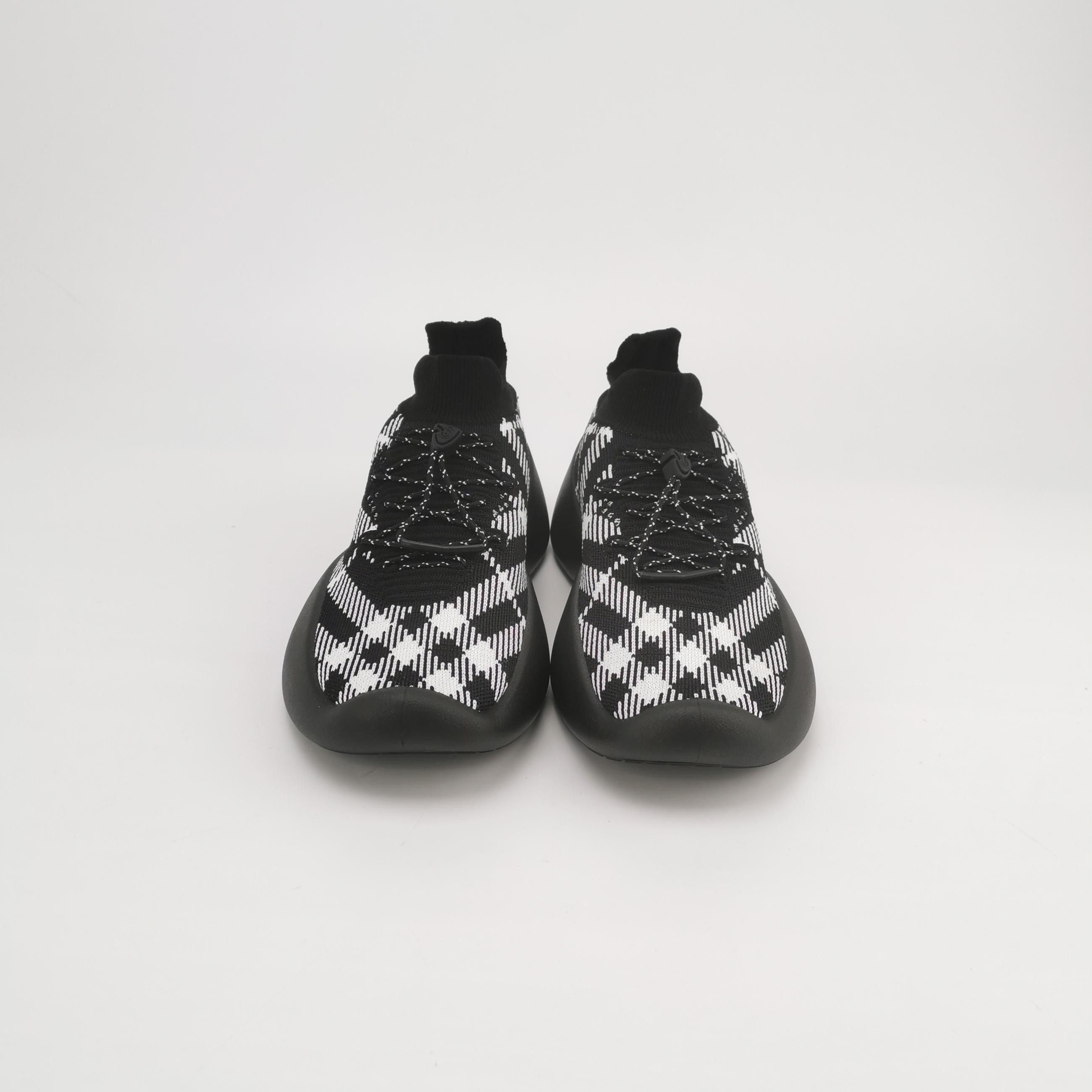 Burberry Burberry Women 9 Lowtop Sneakers Size US 9 / IT 39 - 3 Thumbnail