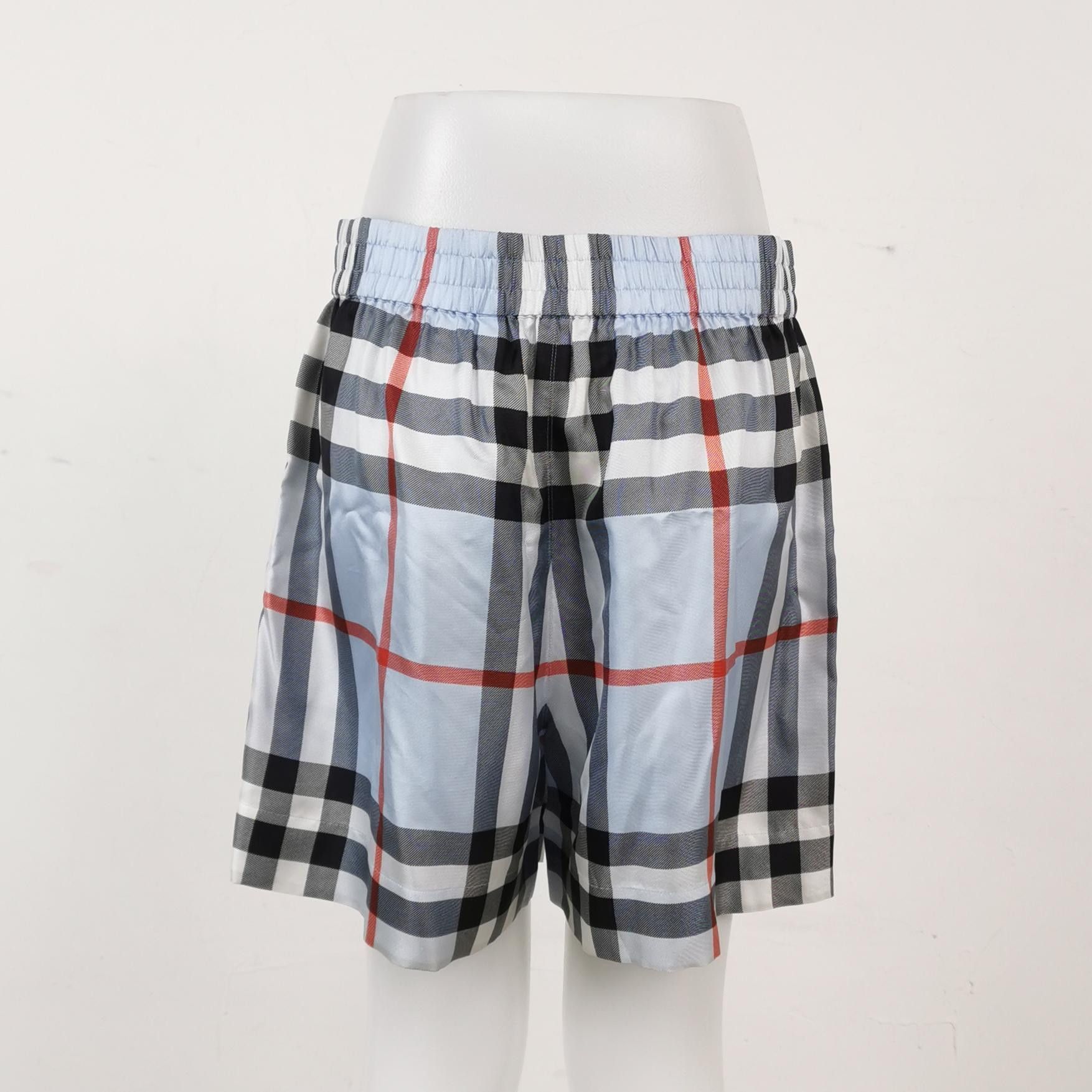 Burberry Burberry Women 26 Shorts Size 26" / US 2 / IT 38 - 2 Thumbnail