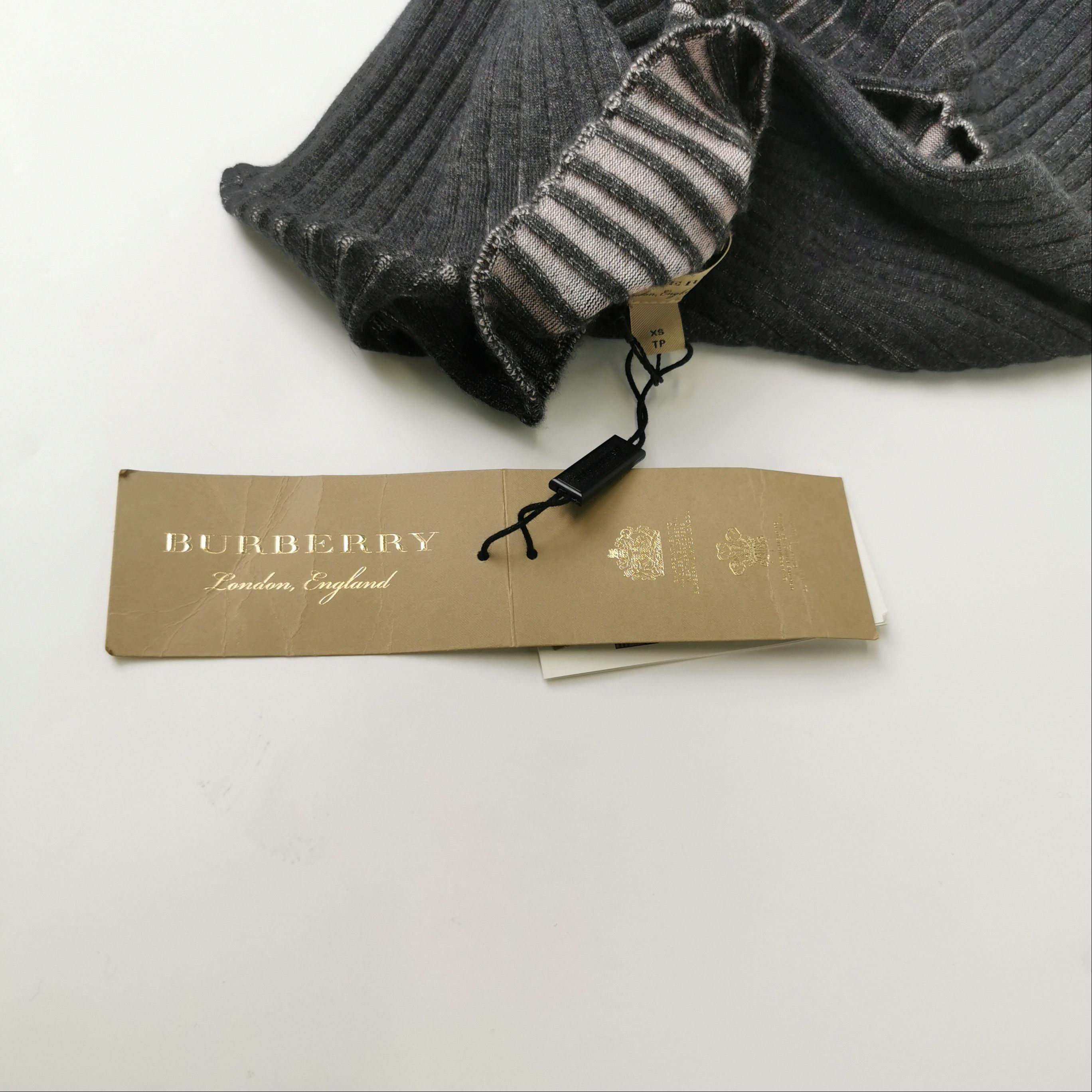 Burberry Burberry Women m Sweaters Size M / US 6-8 / IT 42-44 - 3 Thumbnail