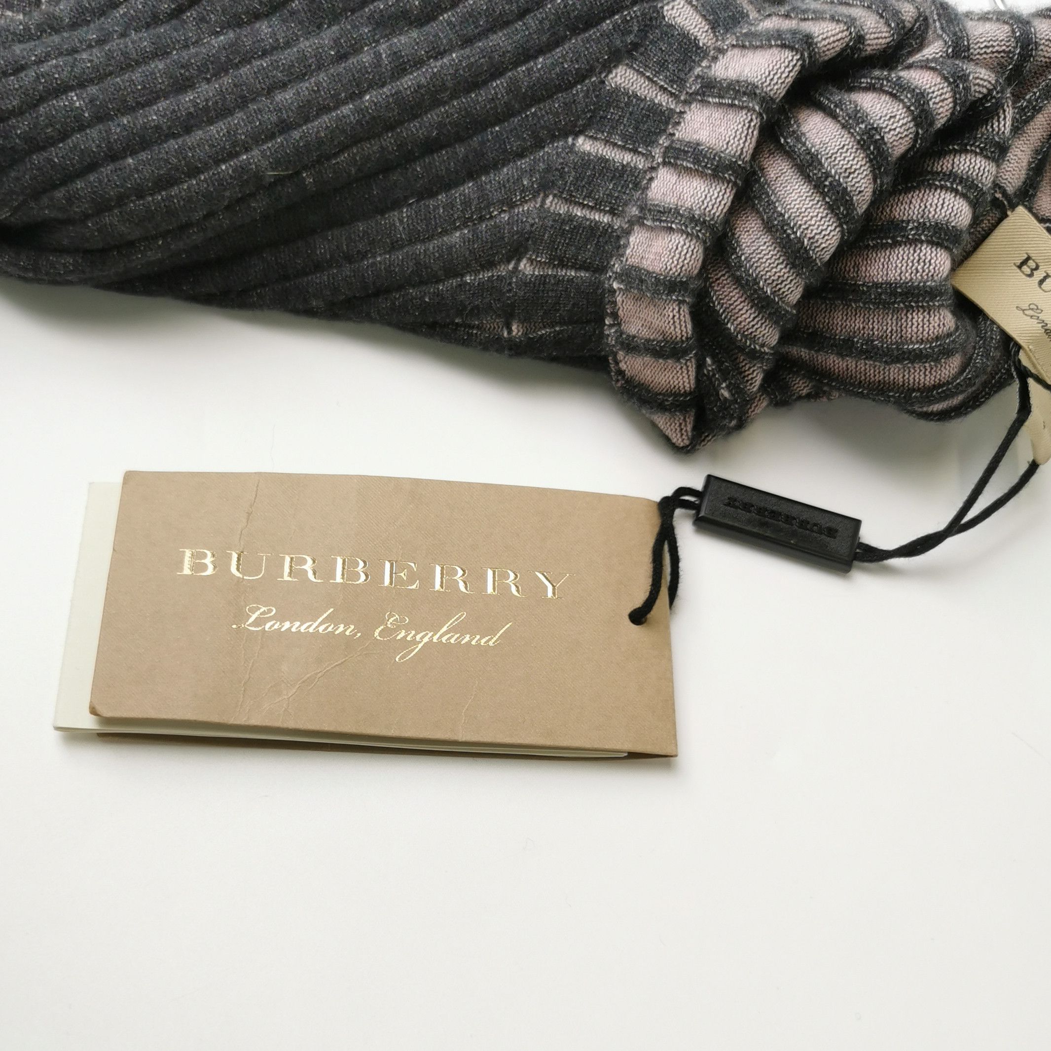 Burberry Burberry Women m Sweaters Size M / US 6-8 / IT 42-44 - 3 Thumbnail