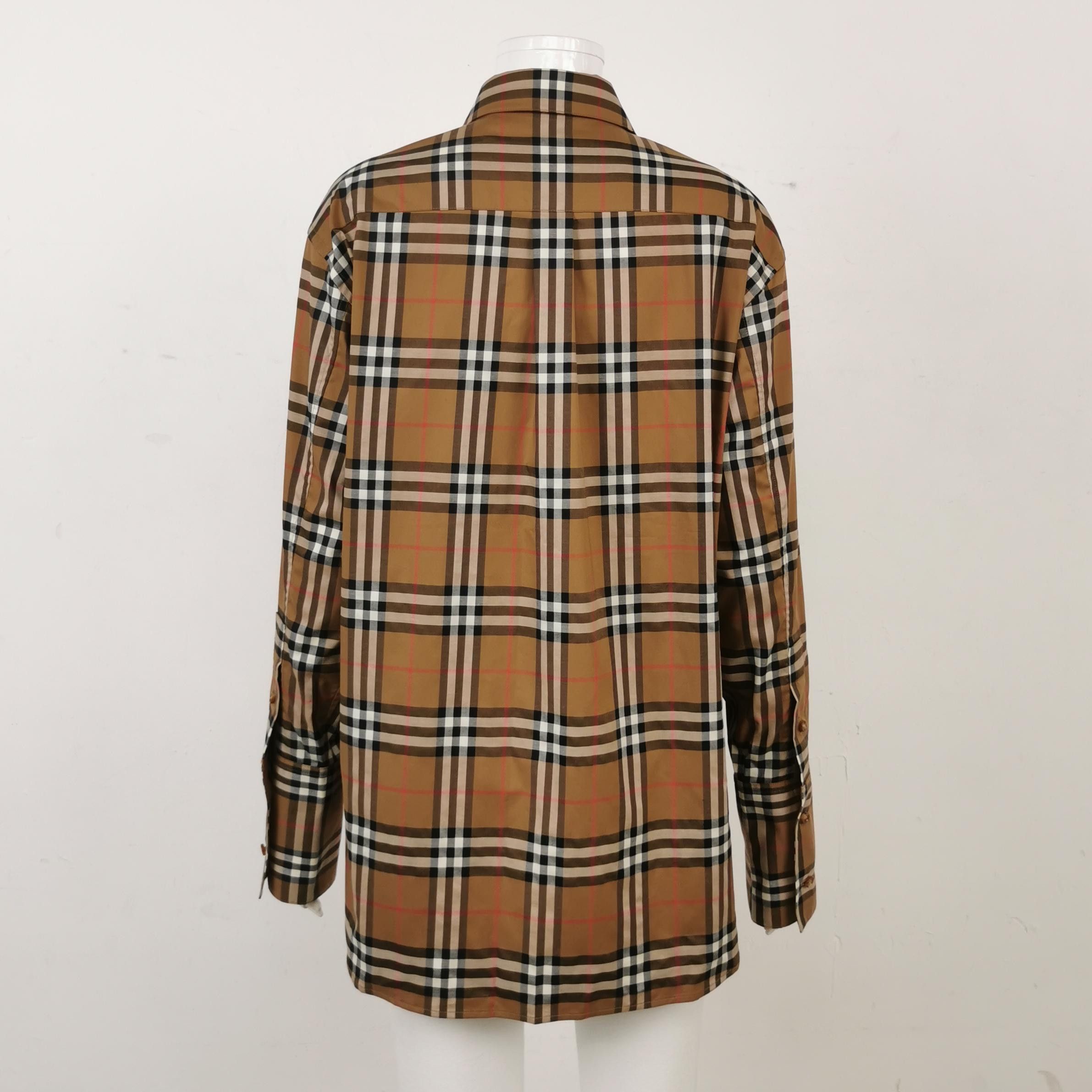 Burberry Burberry Women s Button Ups Size S / US 4 / IT 40 - 2 Thumbnail