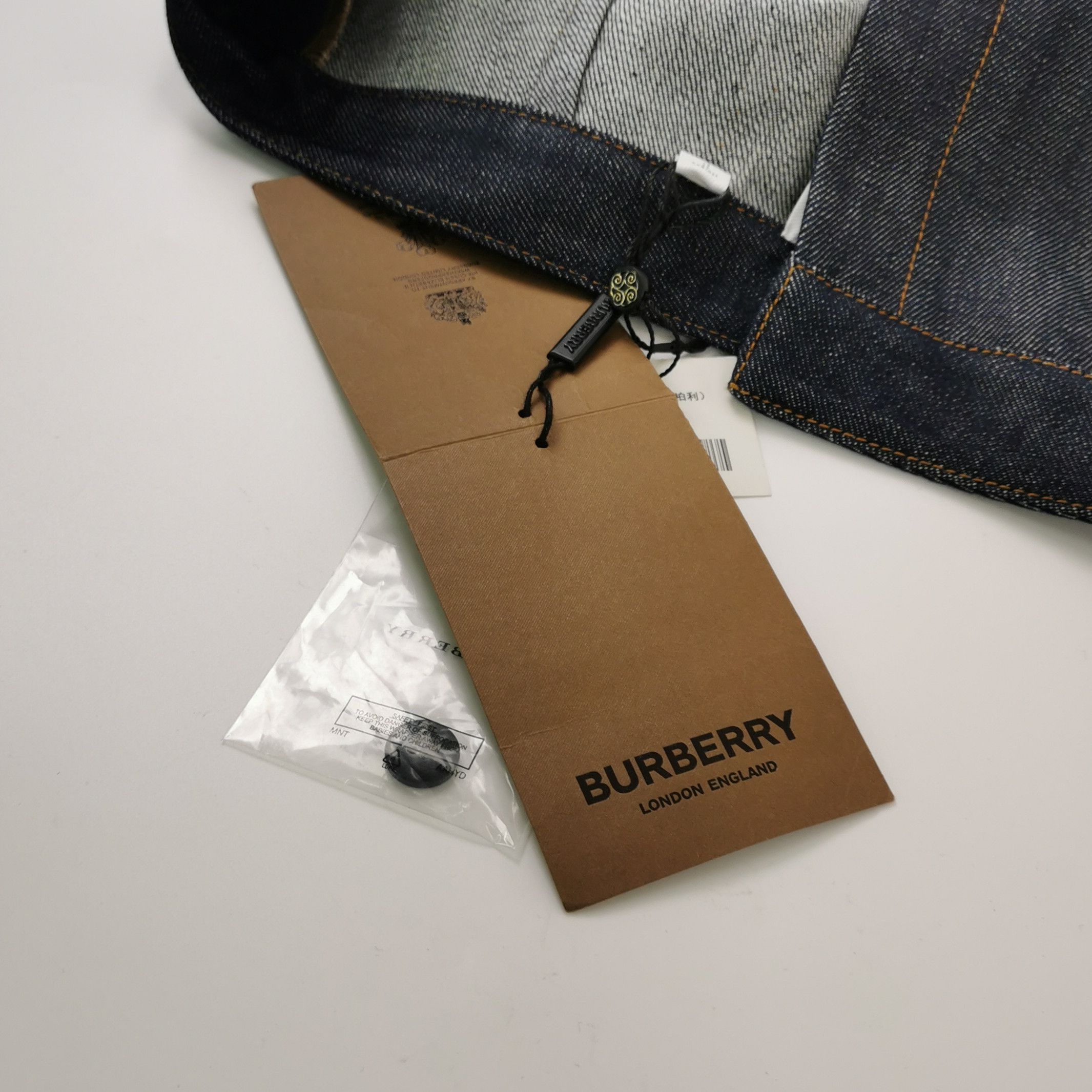 Burberry Burberry Women 26 Pants Size 26" / US 2 / IT 38 - 4 Thumbnail