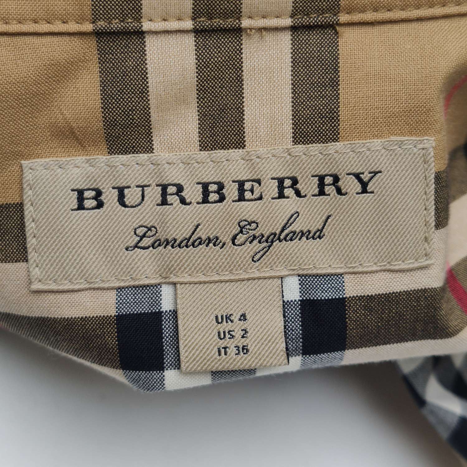 Burberry Burberry Women 2 Button Ups Size XS / US 0-2 / IT 36-38 - 5 Thumbnail