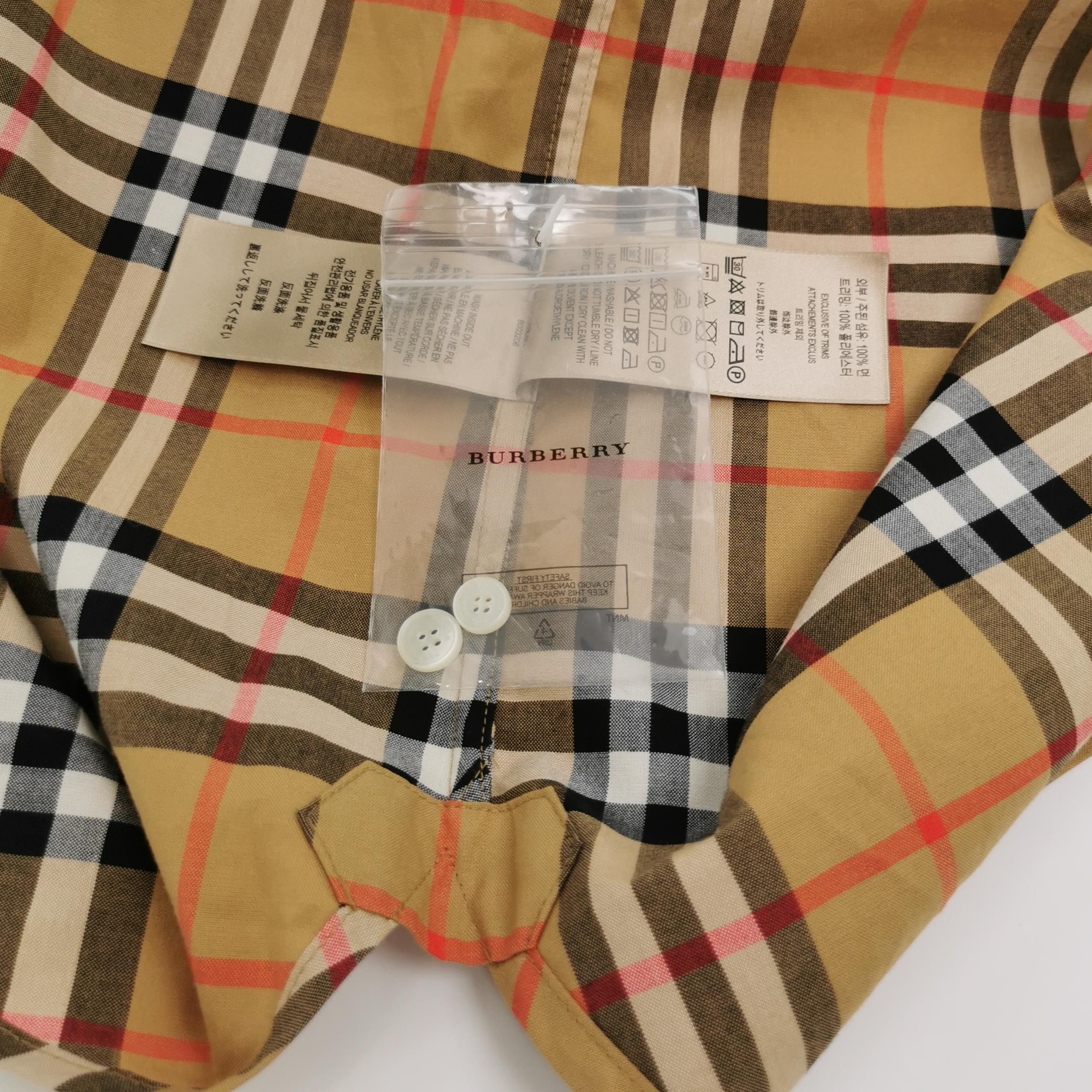Burberry Burberry Women 2 Button Ups Size XS / US 0-2 / IT 36-38 - 4 Thumbnail