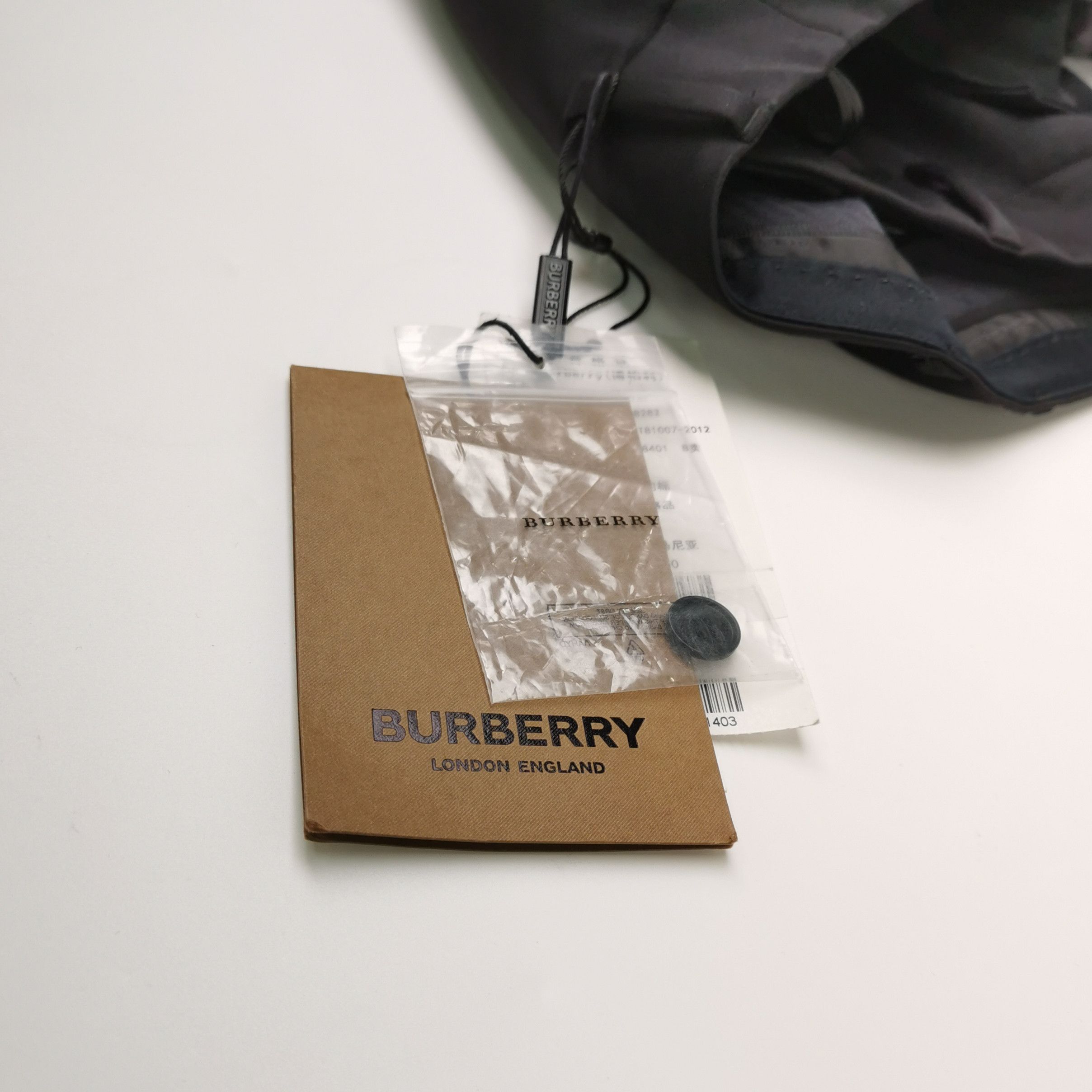 Burberry Burberry Women 26 Pants Size 26" / US 2 / IT 38 - 4 Thumbnail