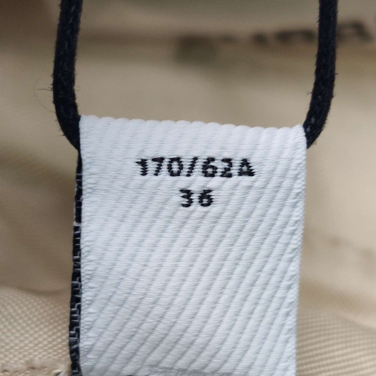 Burberry Burberry Women 26 Pants Size 26" / US 2 / IT 38 - 7 Thumbnail