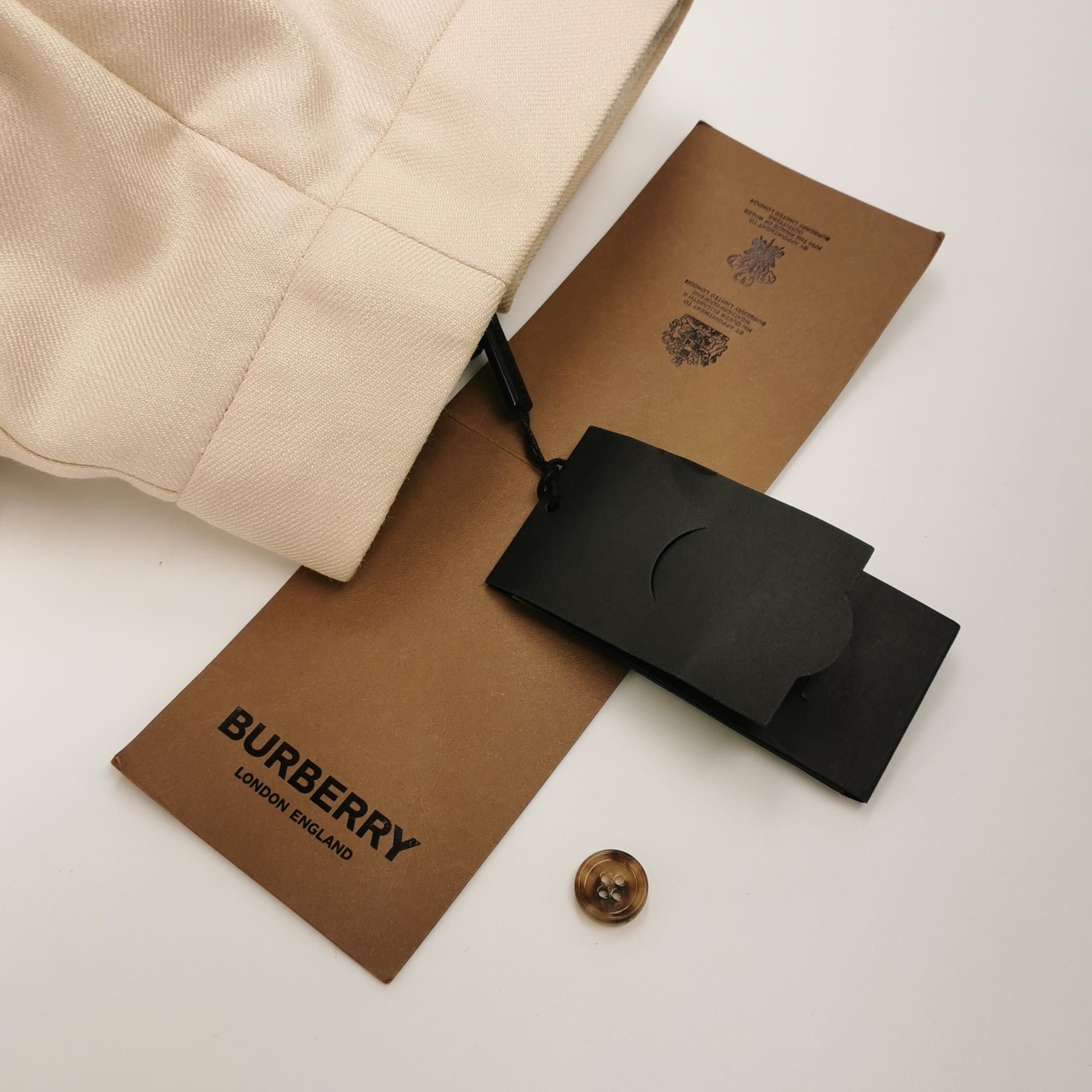 Burberry Burberry Women 2 Pants Size 26" / US 2 / IT 38 - 5 Thumbnail