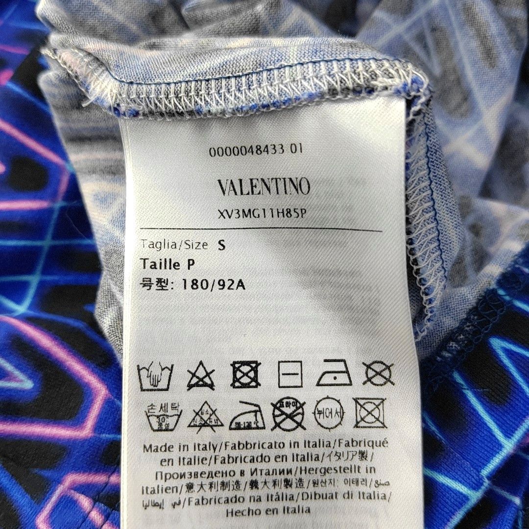 Valentino Valentino Geometric V-Logo Print T-Shirt S Size US S / EU 44-46 / 1 - 4 Thumbnail