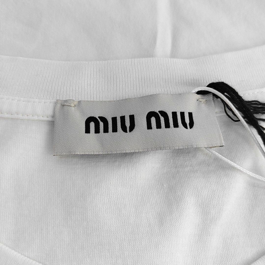 Miu Miu Miu Miu Cotton Logo Patch Tank Top Size M Size US M / EU 48-50 / 2 - 5 Thumbnail