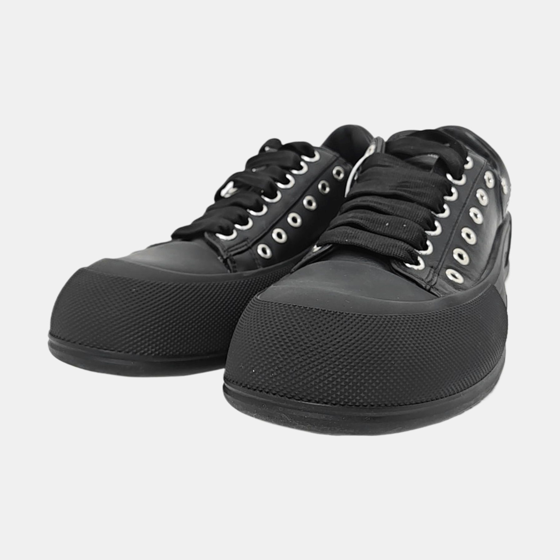 Alexander McQueen Alexander McQueen Black Leather Low-Top Sneakers 43 Size US 10 / EU 43 - 2 Thumbnail