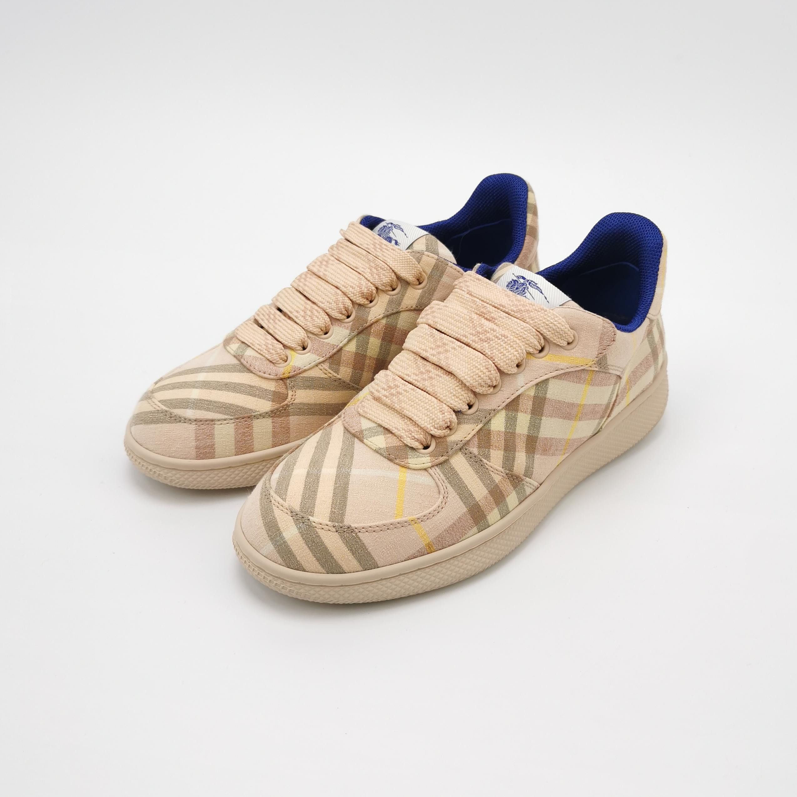Burberry Burberry Women 8 Lowtop Sneakers Size US 8 / IT 38 - 2 Thumbnail