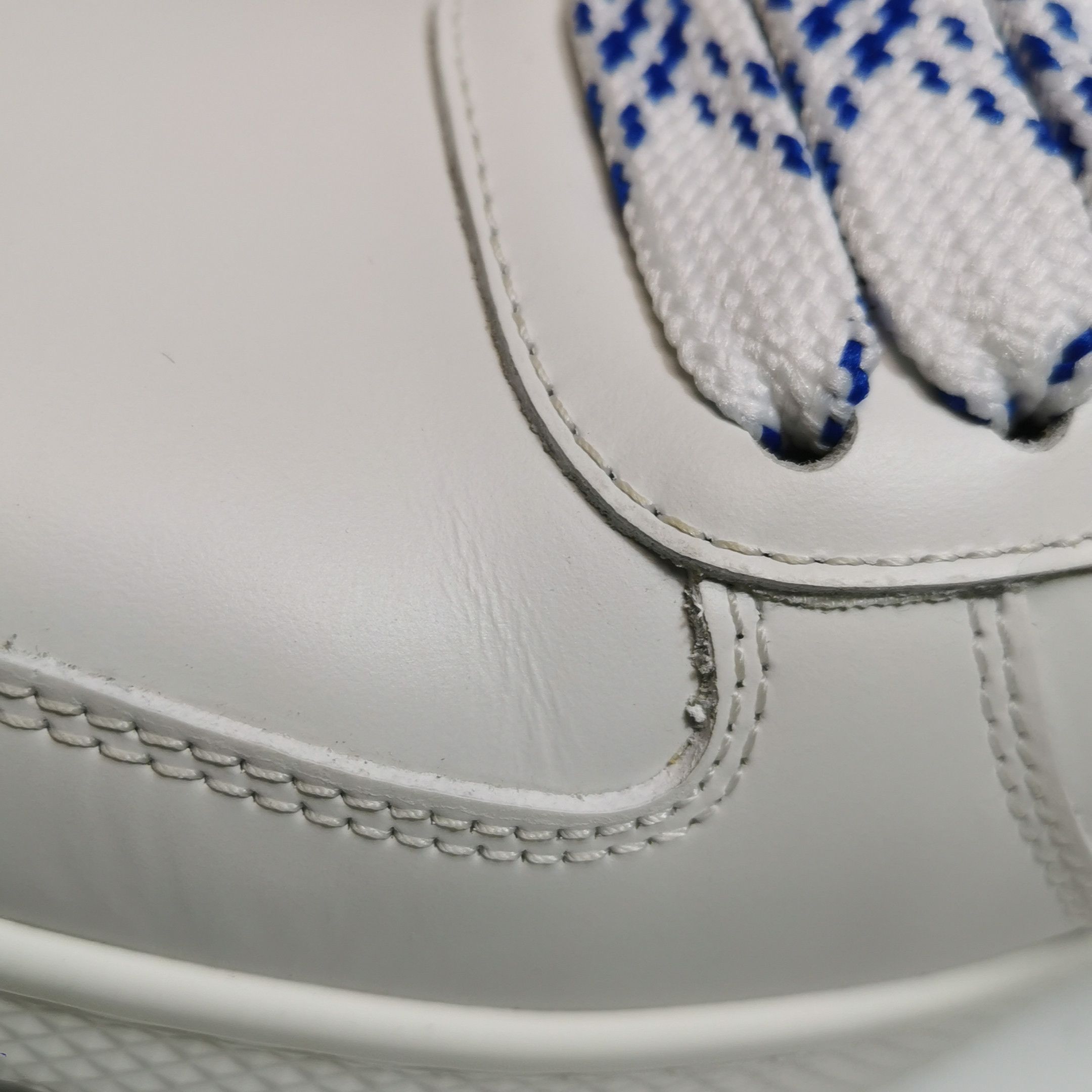 Burberry Burberry Women 7 Lowtop Sneakers Size US 7 / IT 37 - 6 Thumbnail