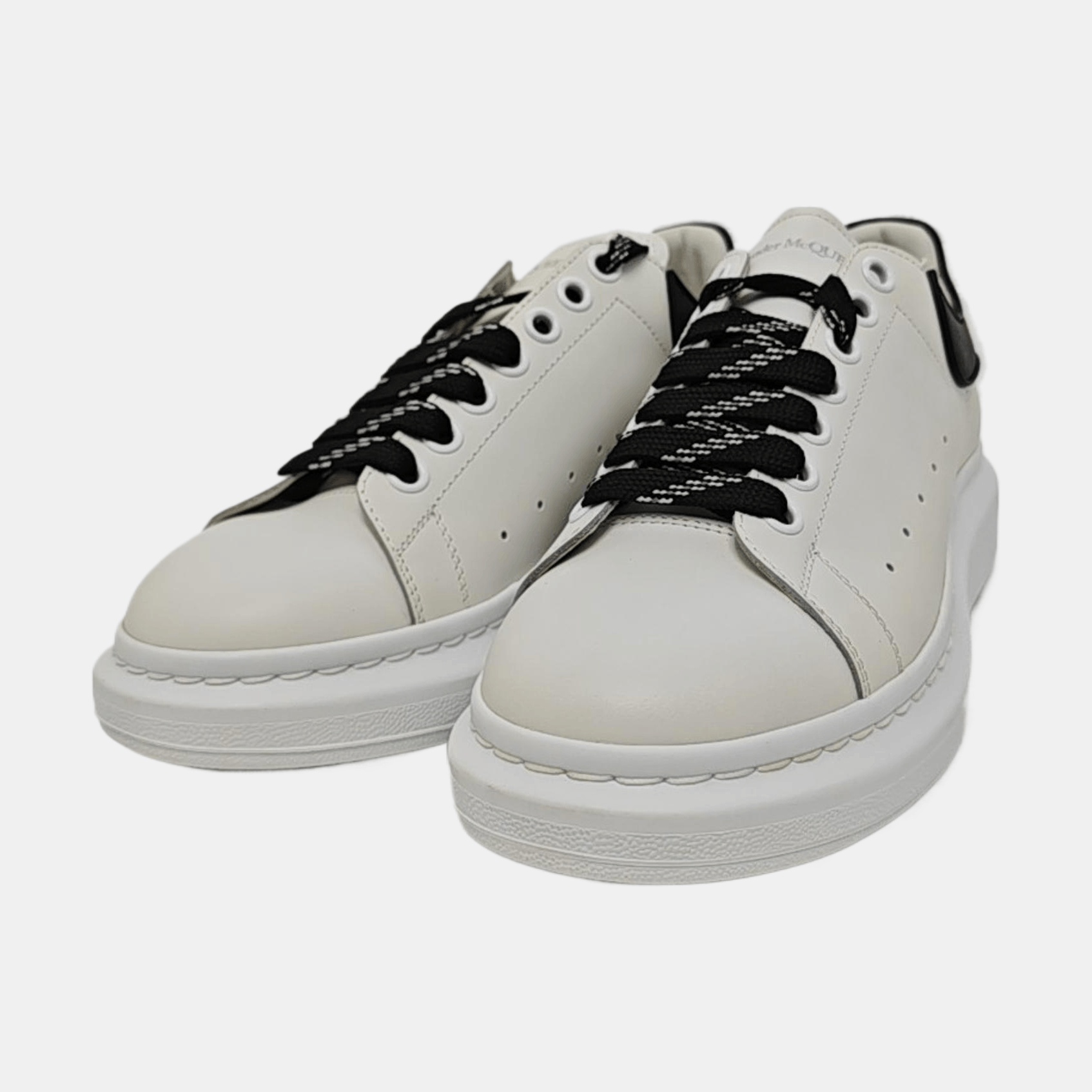 Alexander McQueen Alexander McQueen White Leather Low-Top Sneakers EU 40.5 Size US 7.5 / EU 40-41 - 2 Thumbnail