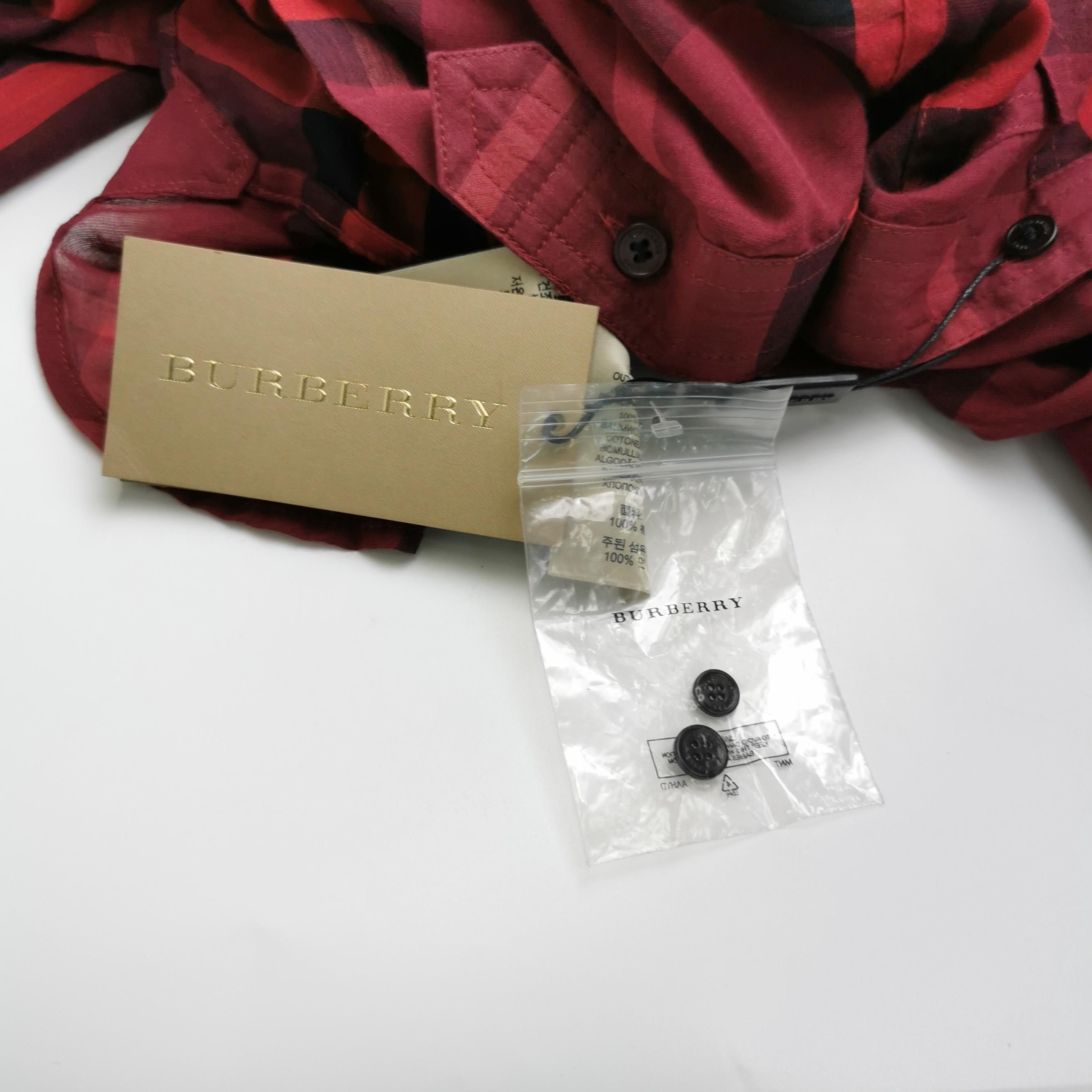 Burberry Burberry Women s Button Ups Size S / US 4 / IT 40 - 3 Thumbnail