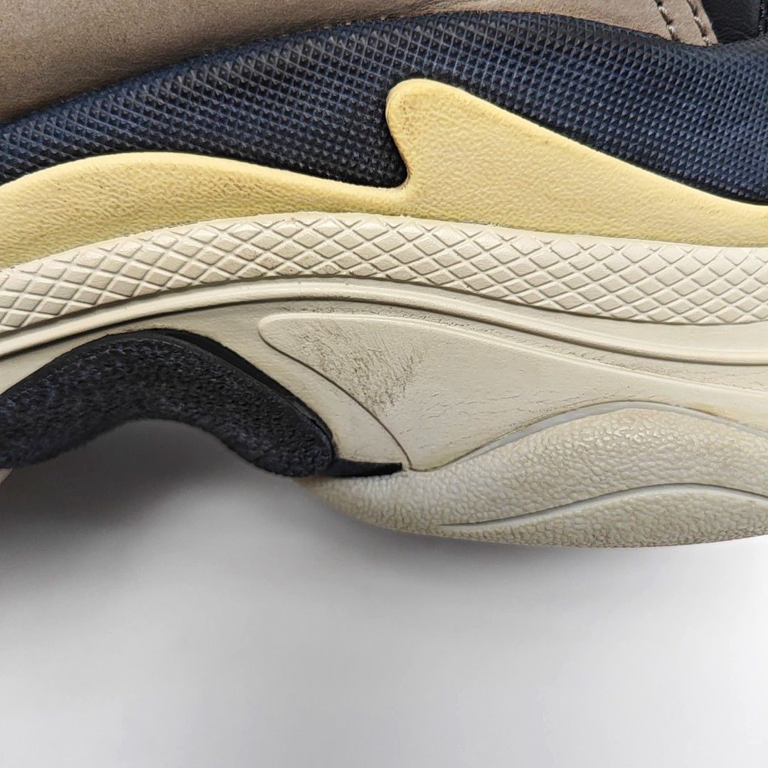 Balenciaga Balenciaga Multi-Color Triple S Sneakers 41 Size US 8 / EU 41 - 7 Thumbnail
