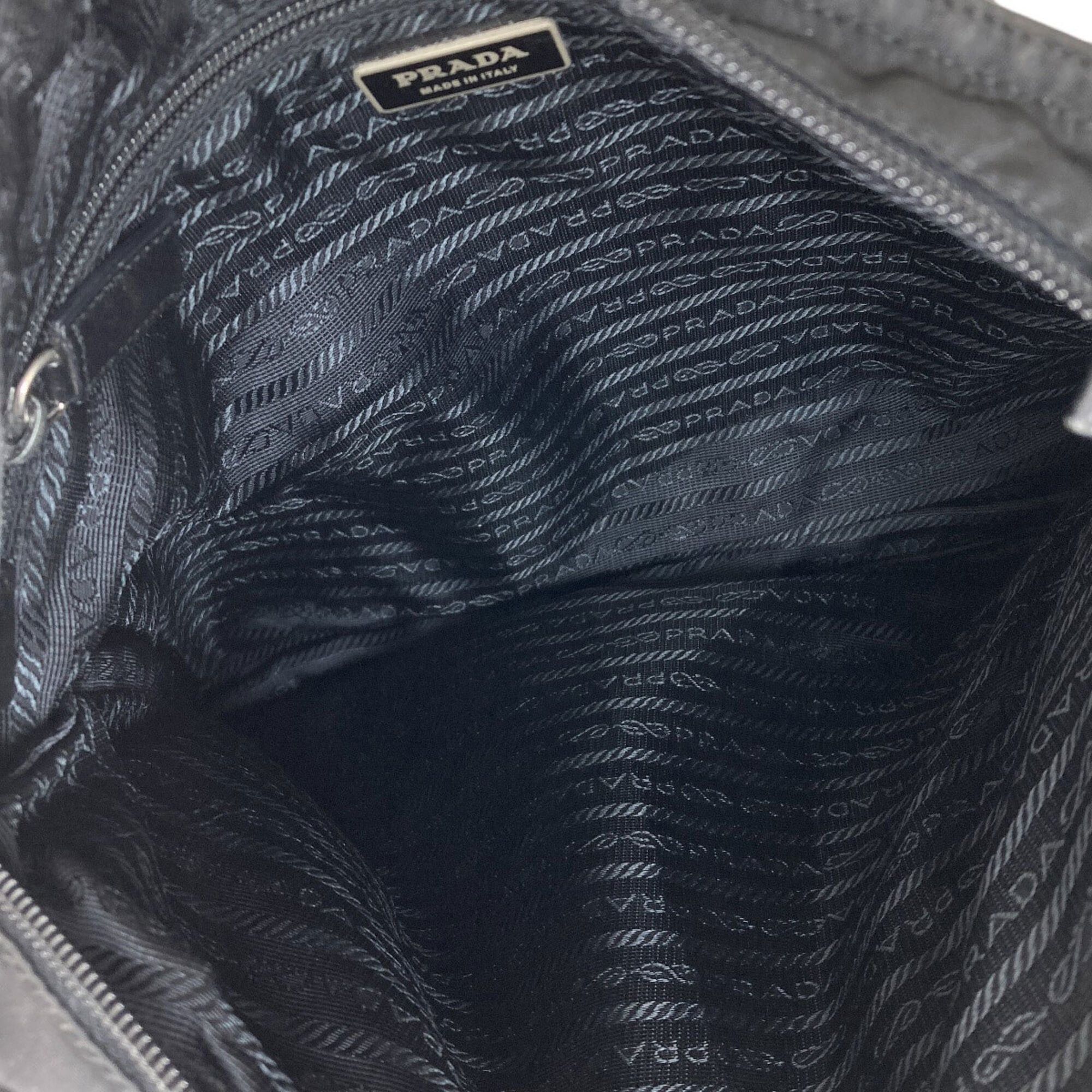 Prada Prada logo hardware shoulder bag, nylon material, women's. Size ONE SIZE - 5 Thumbnail