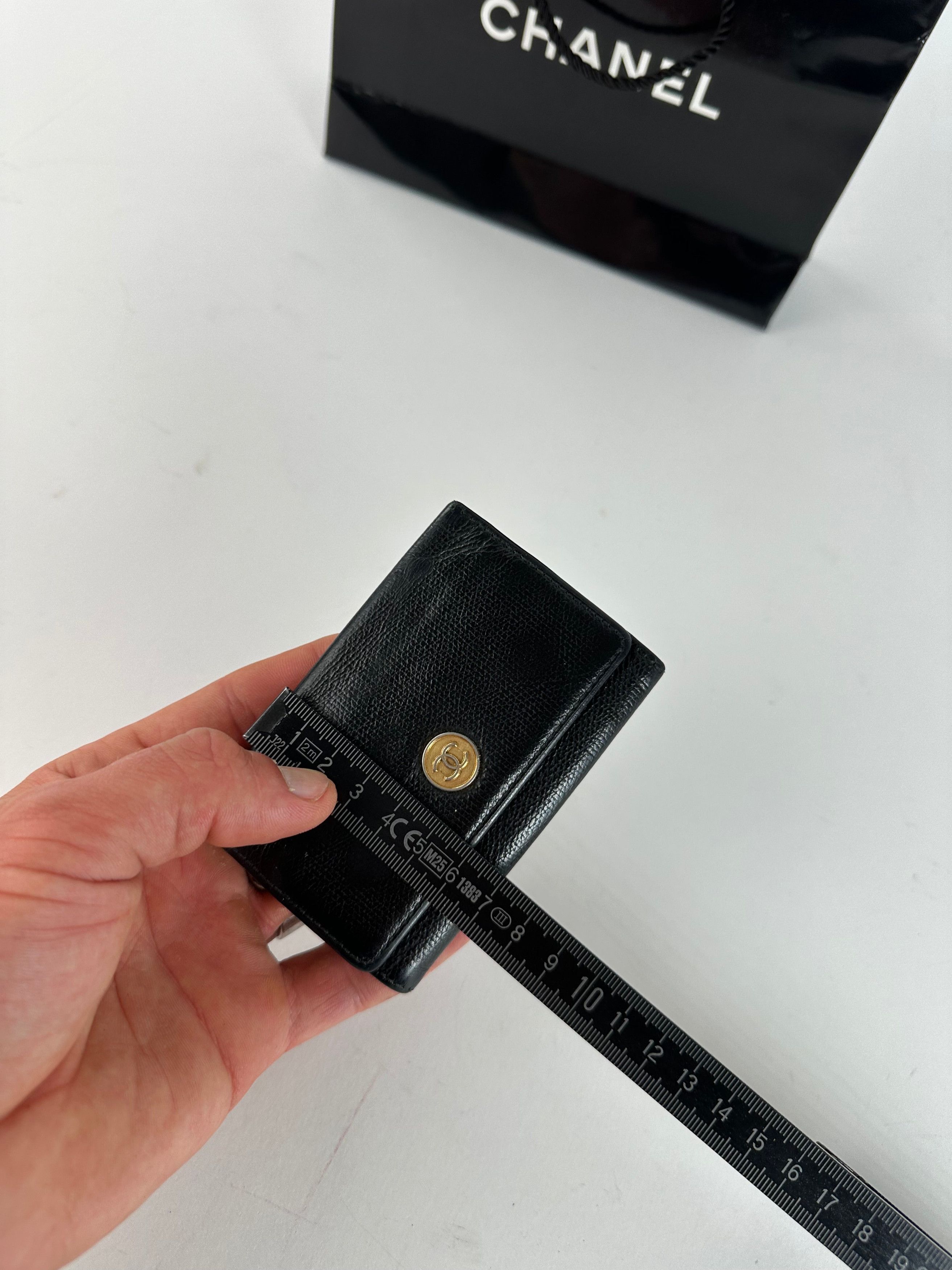 Chanel Vintage CC Logo Caviar Leather Key Holder Black Size ONE SIZE - 10 Thumbnail