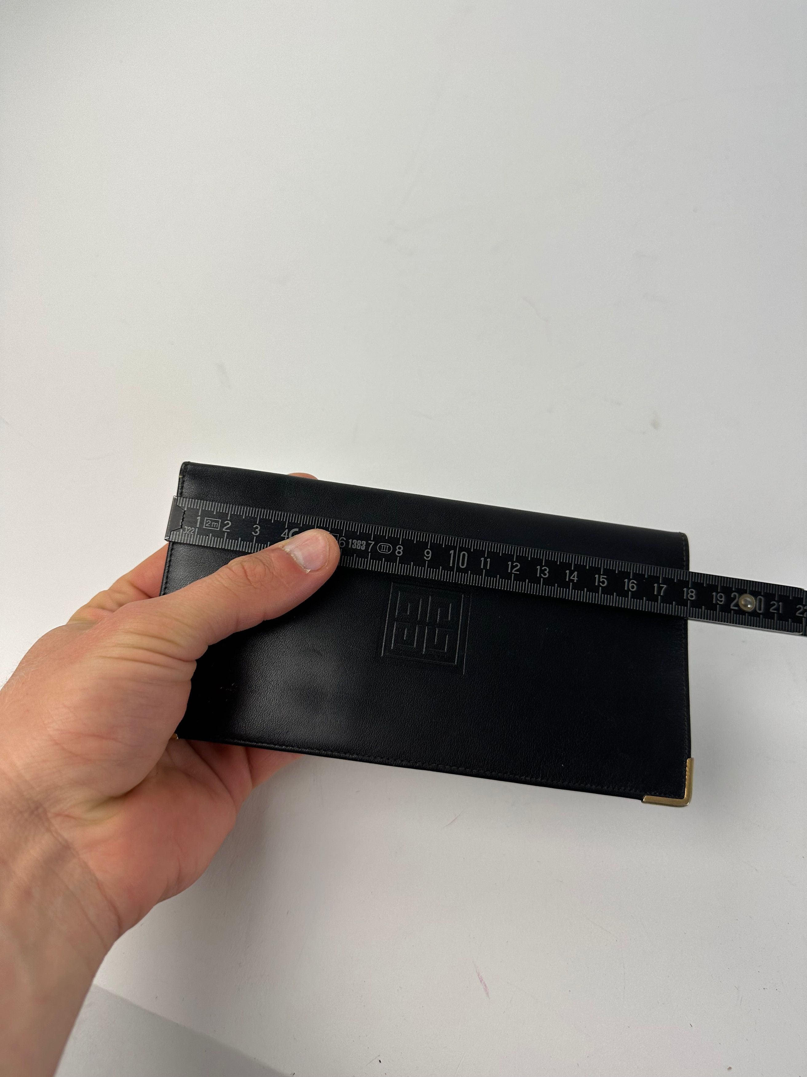 Givenchy Vintage 4G Logo Leather Long Wallet Black Size ONE SIZE - 6 Thumbnail