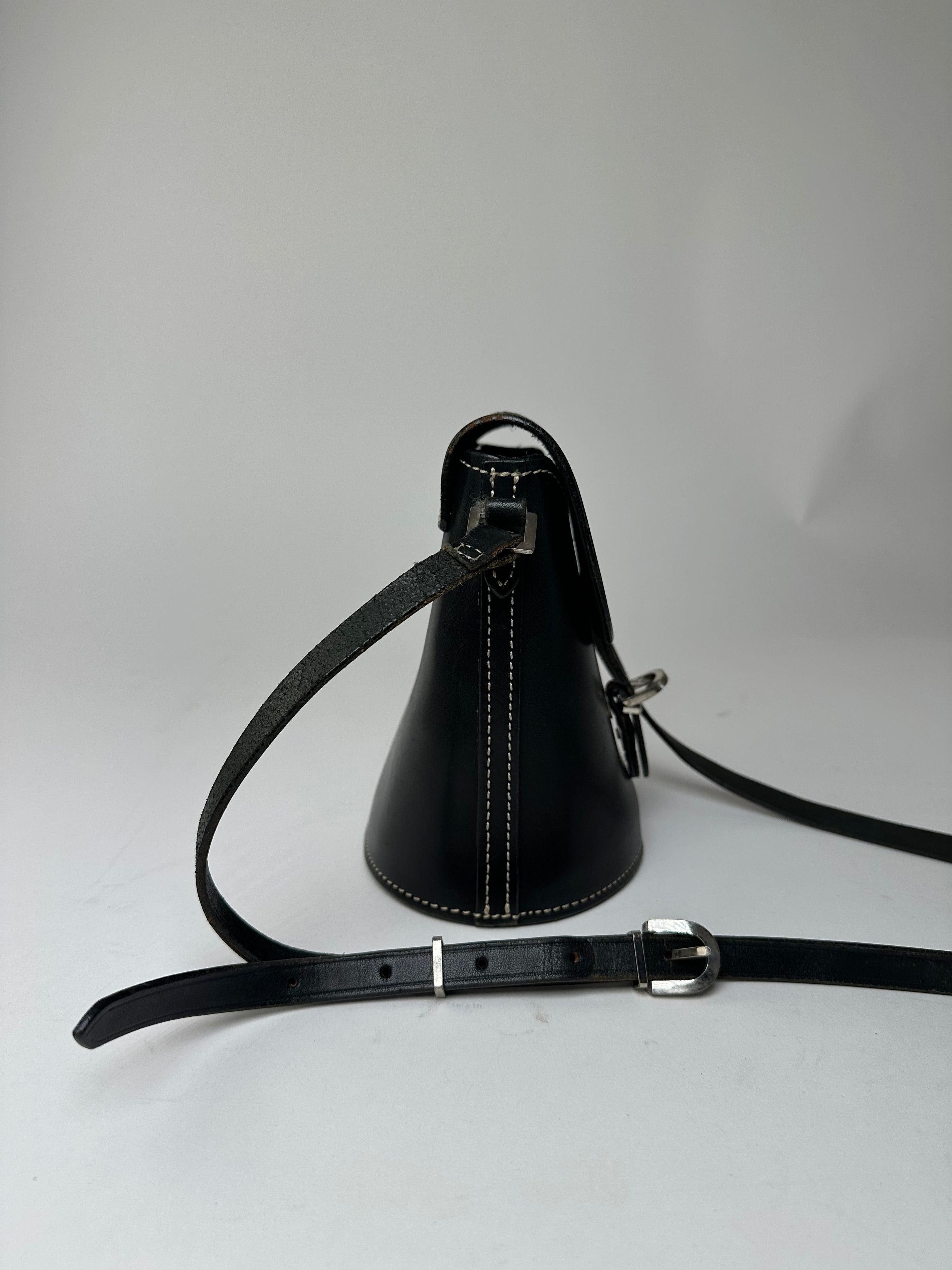 Courreges Vintage Paris Leather Crossbody Flap Bag Black Size ONE SIZE - 9 Thumbnail