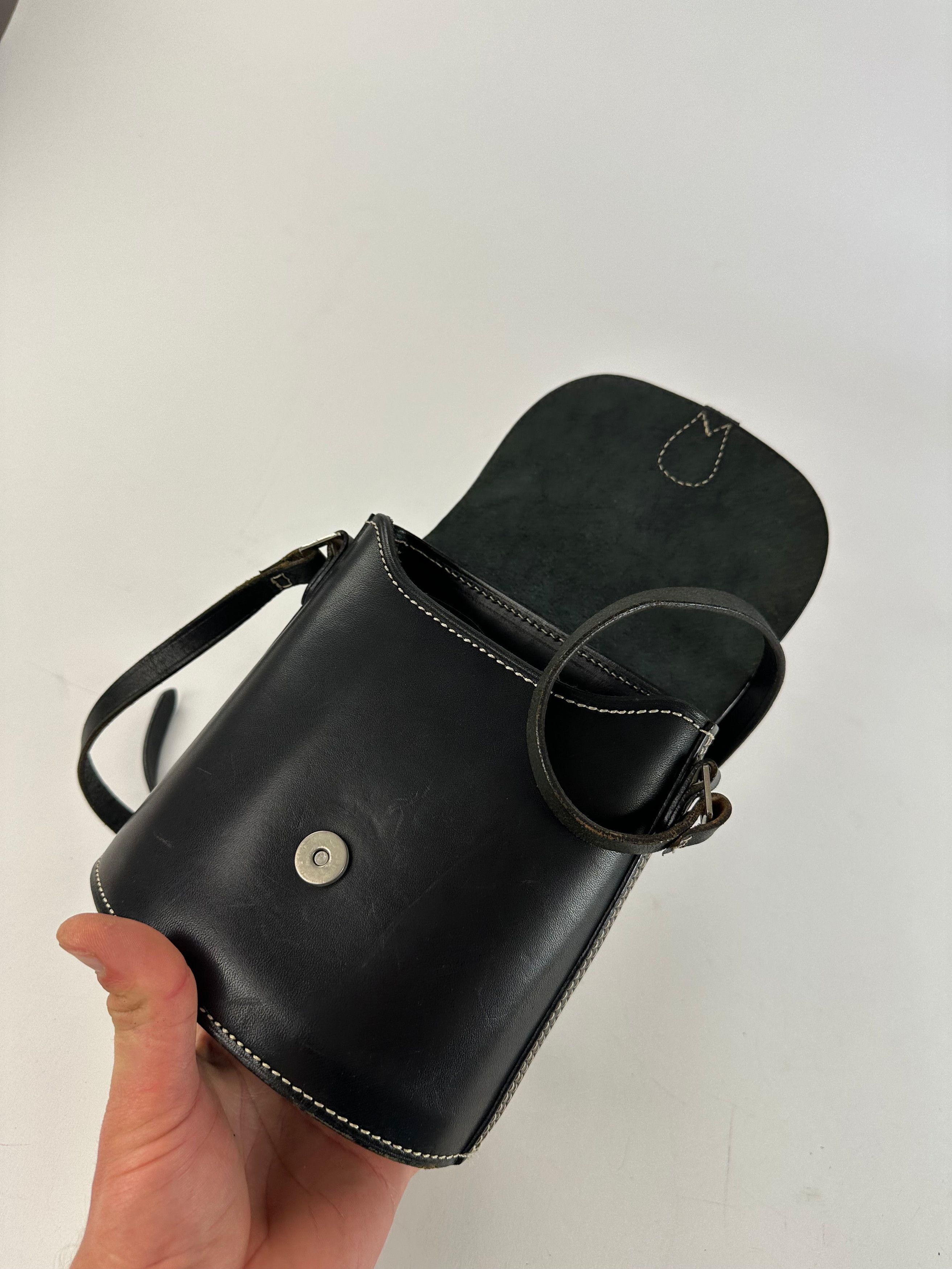 Courreges Vintage Paris Leather Crossbody Flap Bag Black Size ONE SIZE - 4 Thumbnail