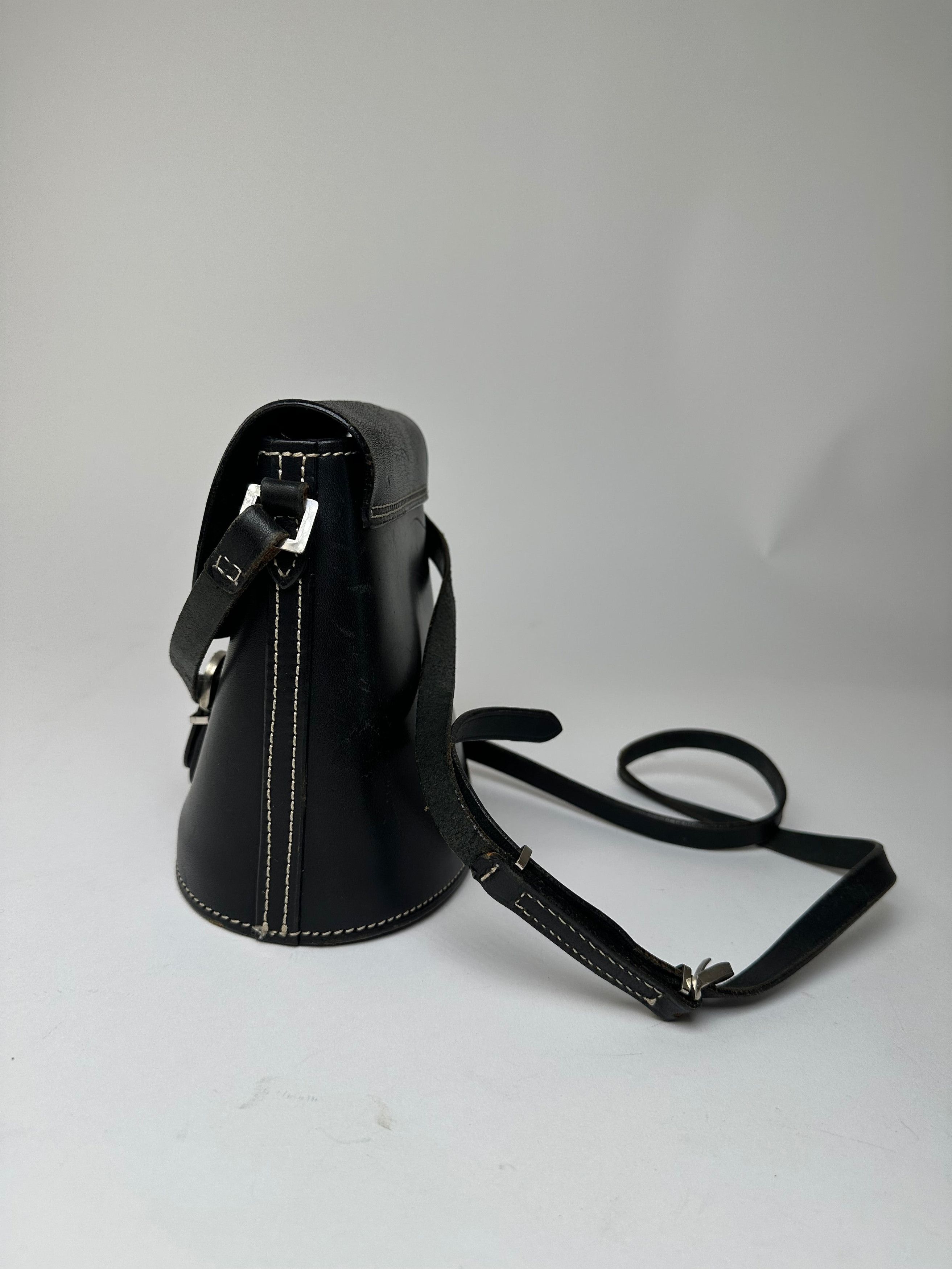 Courreges Vintage Paris Leather Crossbody Flap Bag Black Size ONE SIZE - 3 Thumbnail