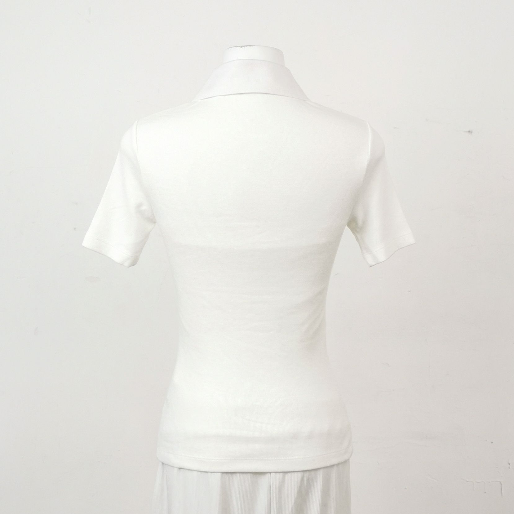 Burberry Burberry Women m Short Sleeve Shirts Size M / US 6-8 / IT 42-44 - 2 Thumbnail
