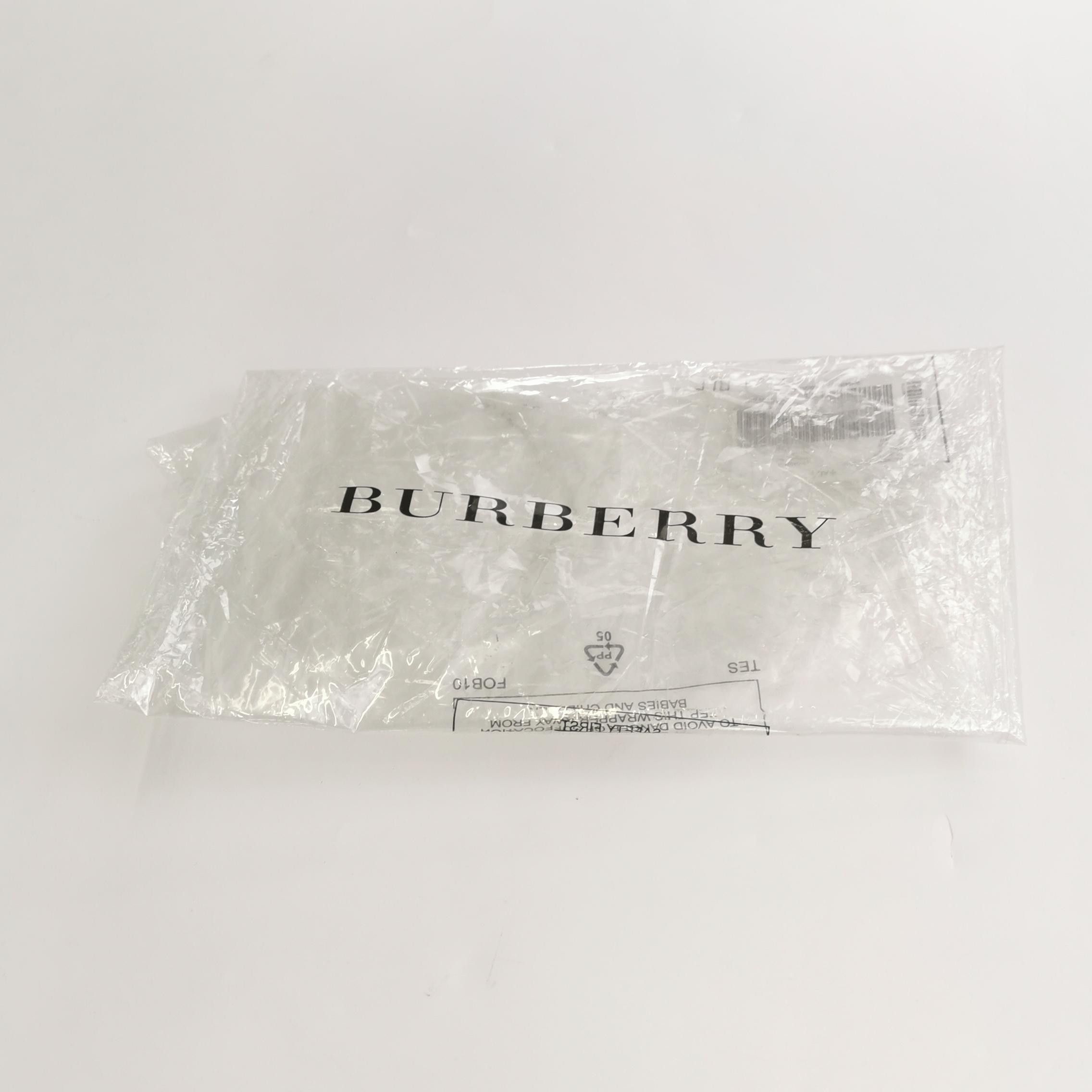 Burberry Burberry Women 0 Button Ups Size XS / US 0-2 / IT 36-38 - 5 Thumbnail