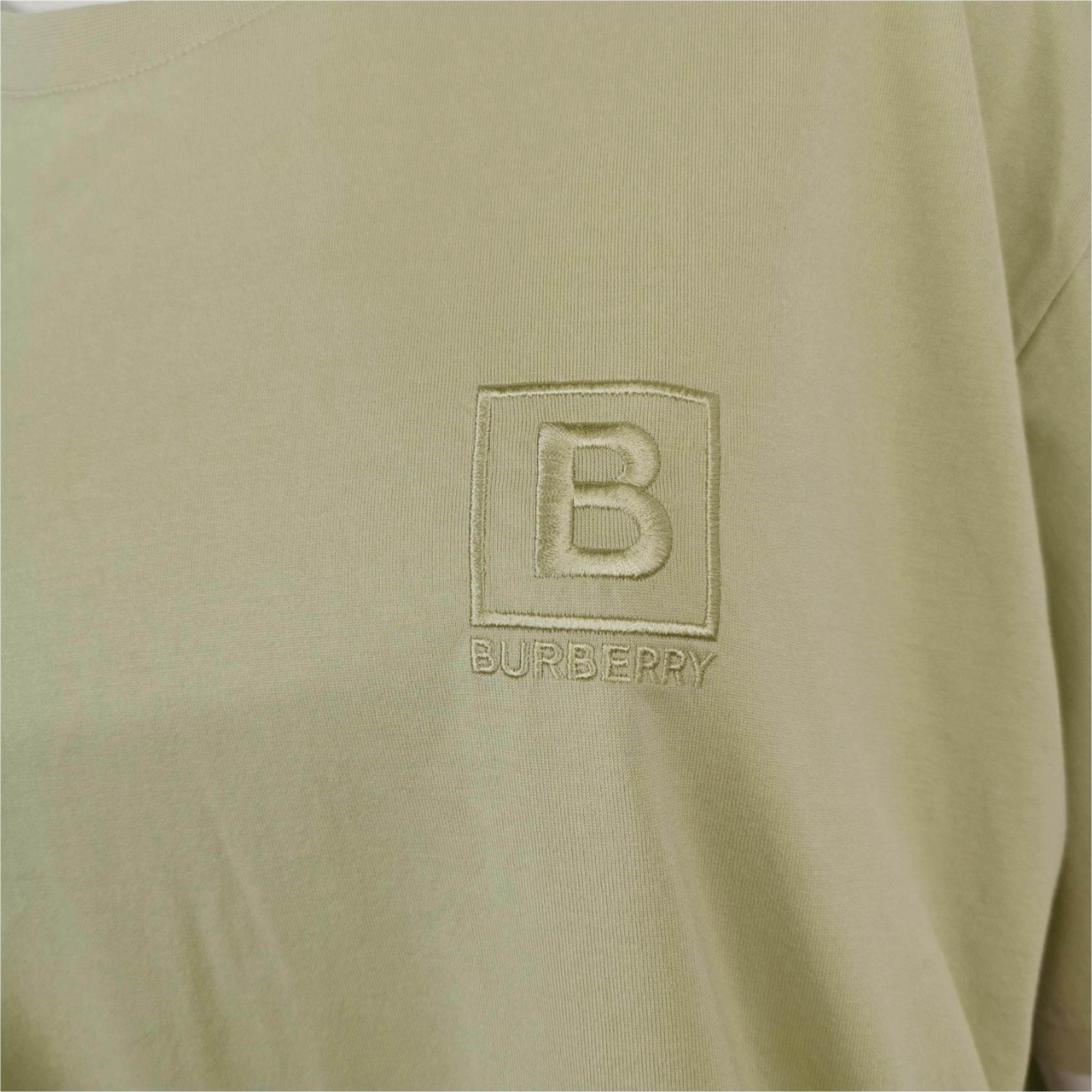 Burberry Burberry Women l Short Sleeve Shirts Size L / US 10 / IT 46 - 3 Thumbnail