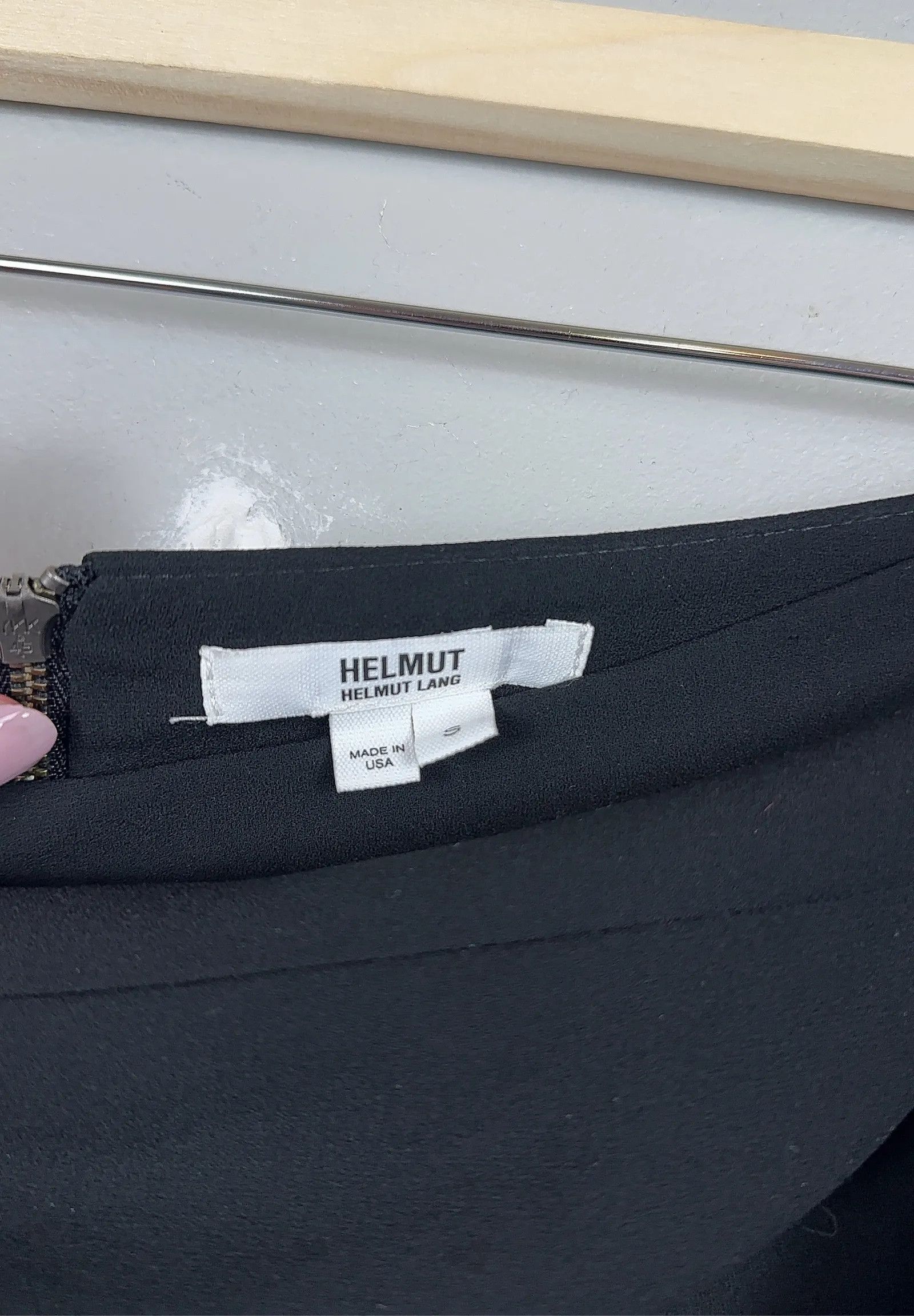 Helmut Lang Helmut Lang Skirt Size 27" / US 4 / IT 40 - 2 Thumbnail