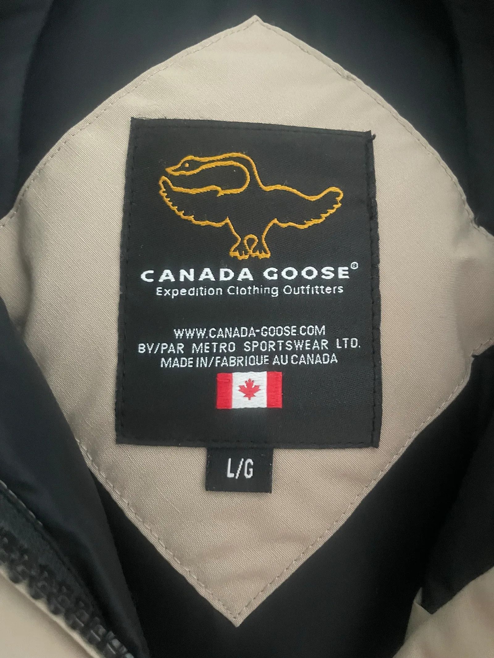 Canada Goose Canada Goose Down Jacket Size L / US 10 / IT 46 - 2 Thumbnail