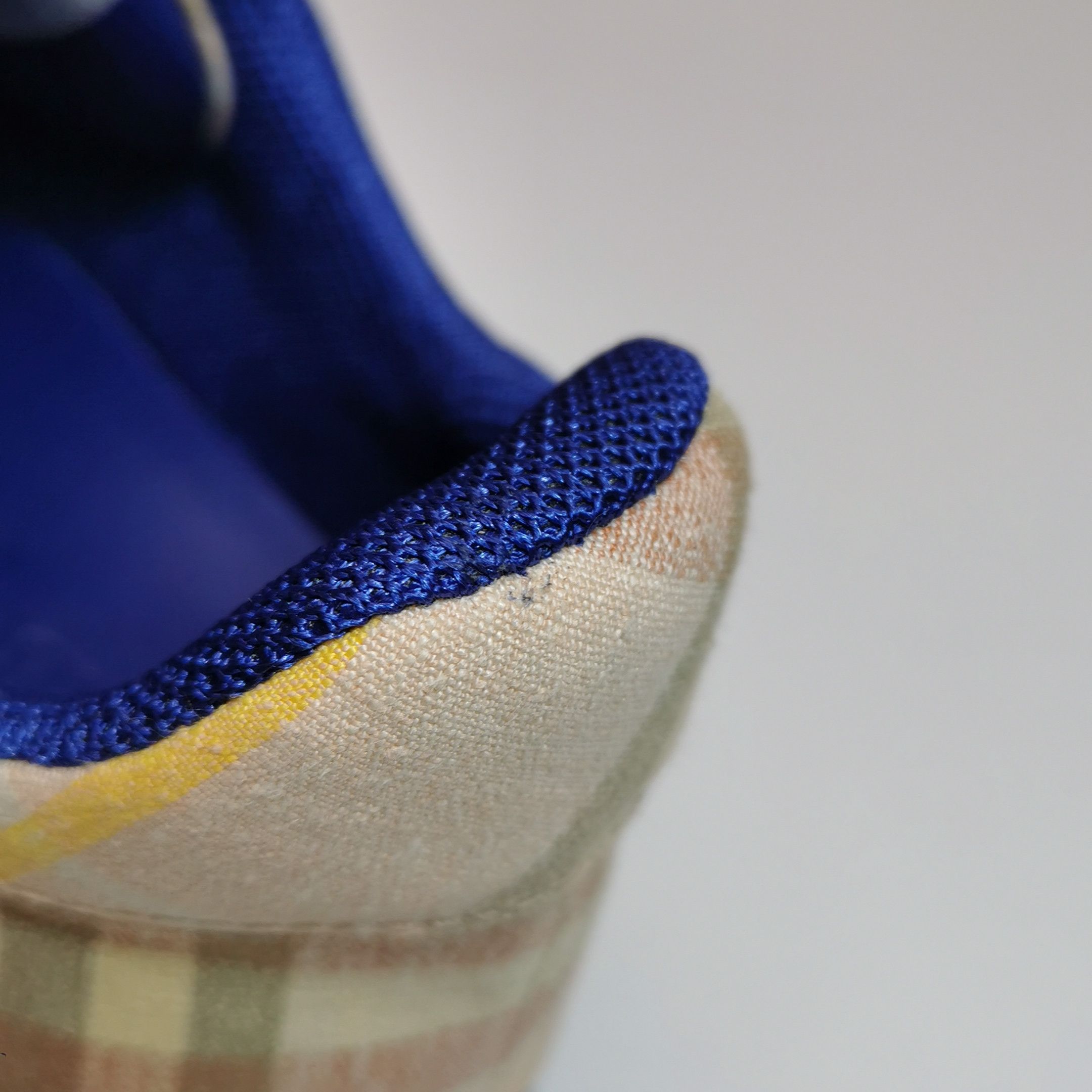Burberry Burberry Women 5 Lowtop Sneakers Size US 5 / IT 35 - 7 Thumbnail